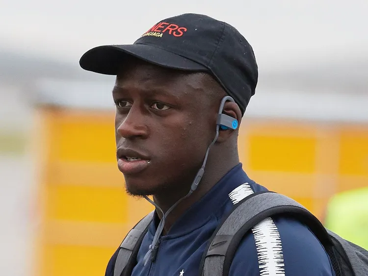 /images/0/_/f/0_france-team-arrives-in-moscow-2018-fifa-world-cup.jpg