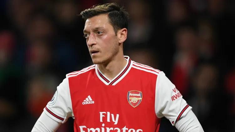 /images/1/0/0/100820-ozil-1.jpg