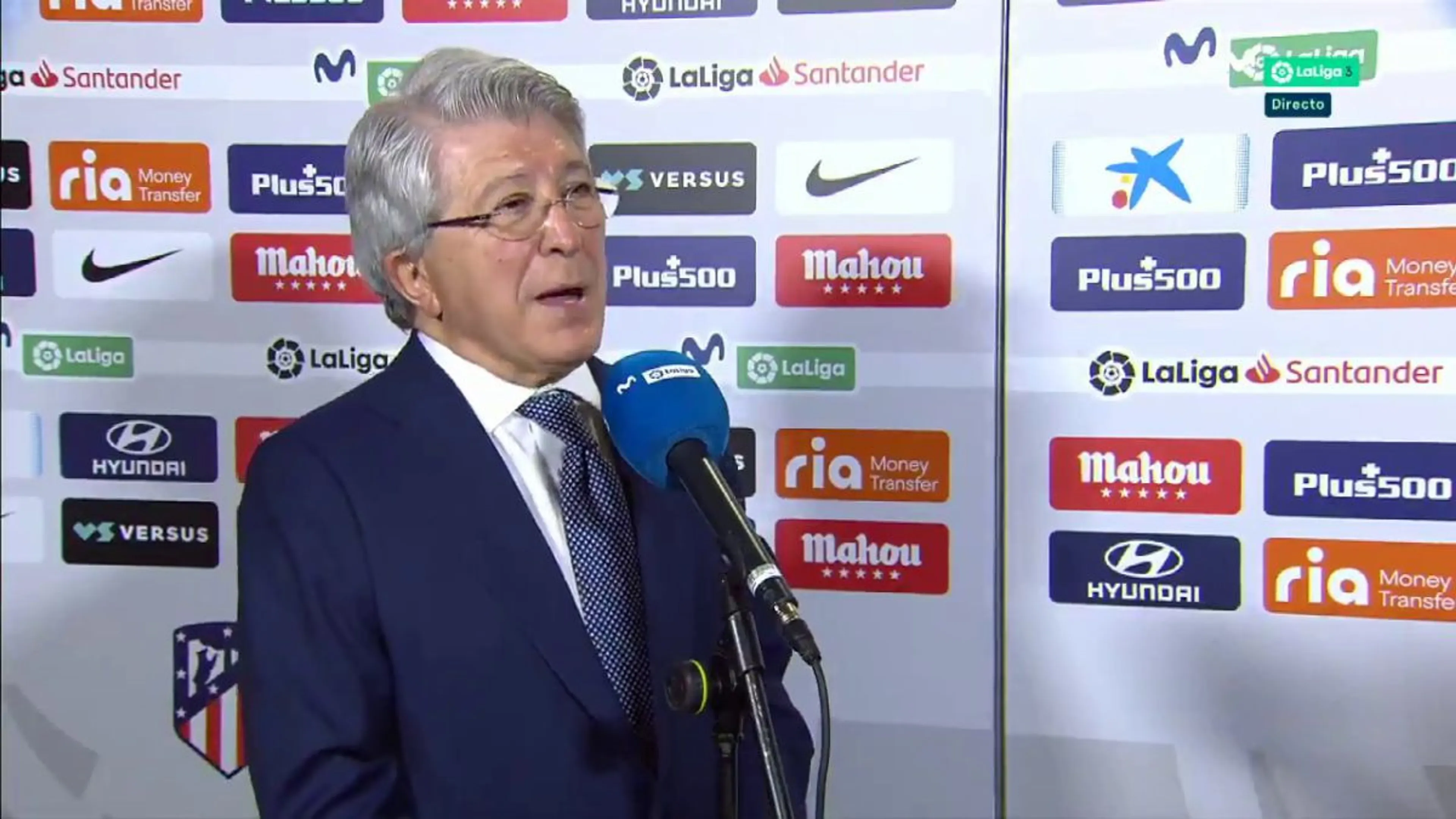 Copertina di Presidente Atletico si confonde: “Benzema è il miglior portiere del mondo”