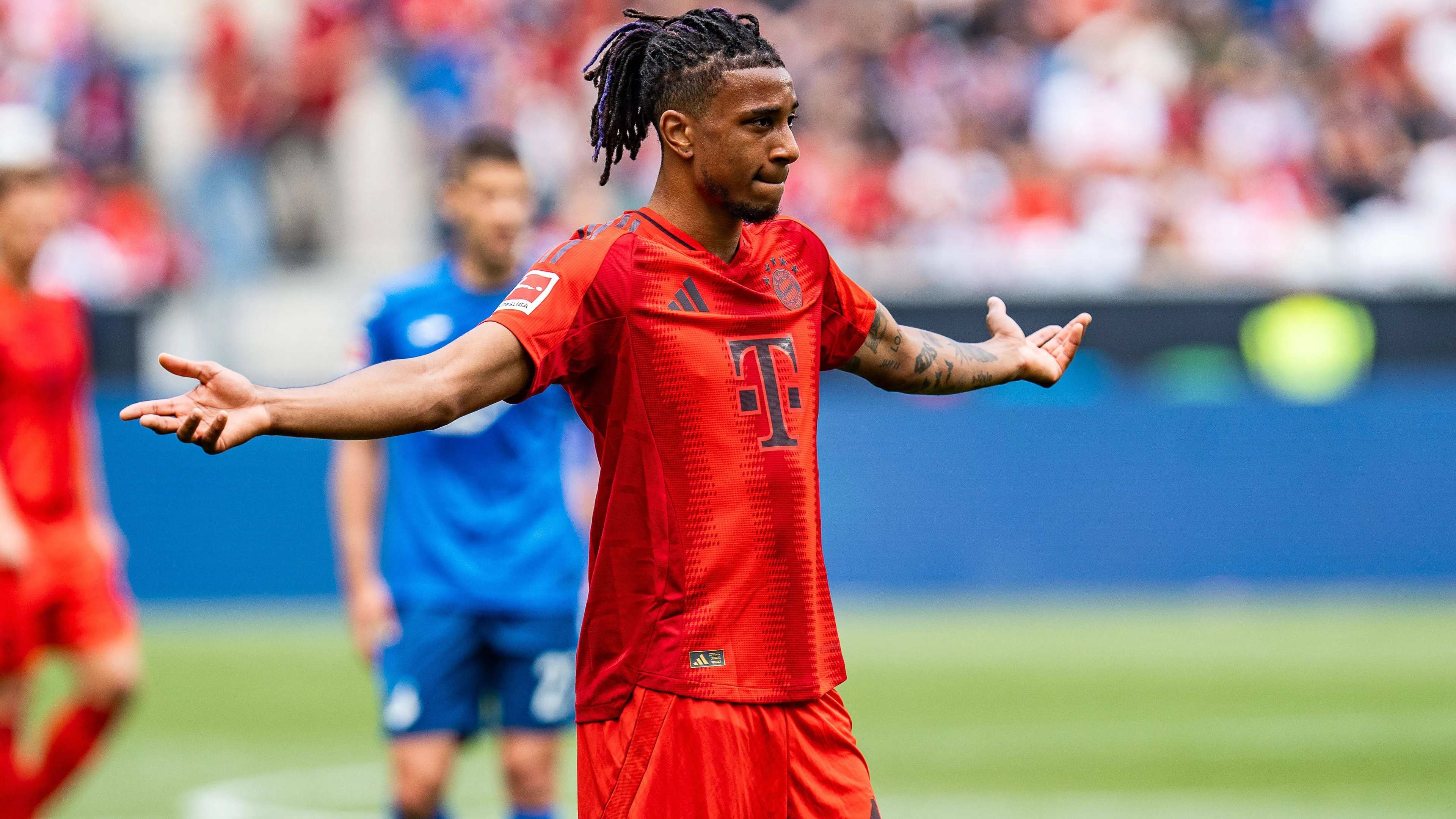 il liverpool segue olise del bayern monaco