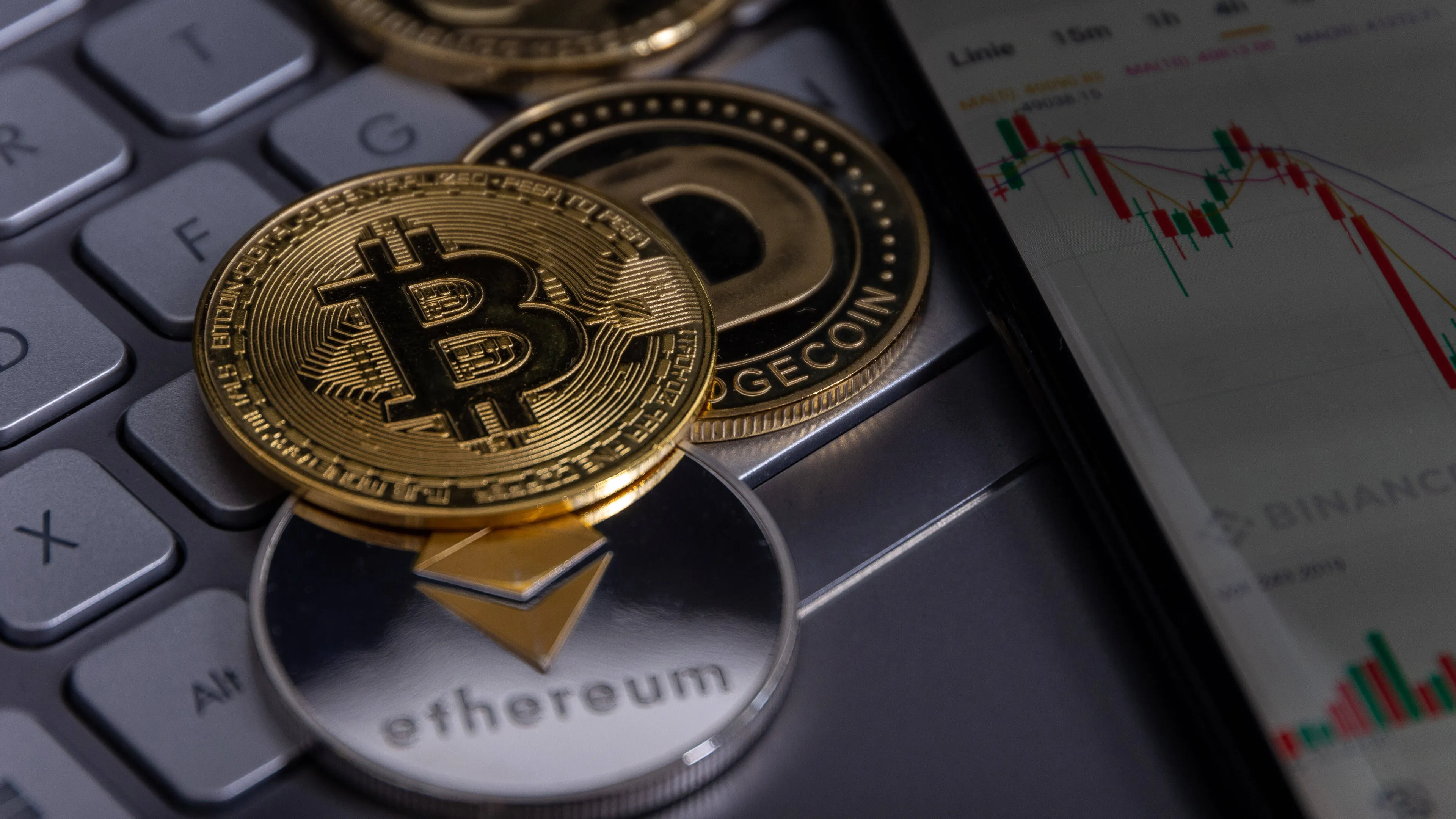 Criptovalute e calcio: il colosso Dogecoin acquista la Triestina