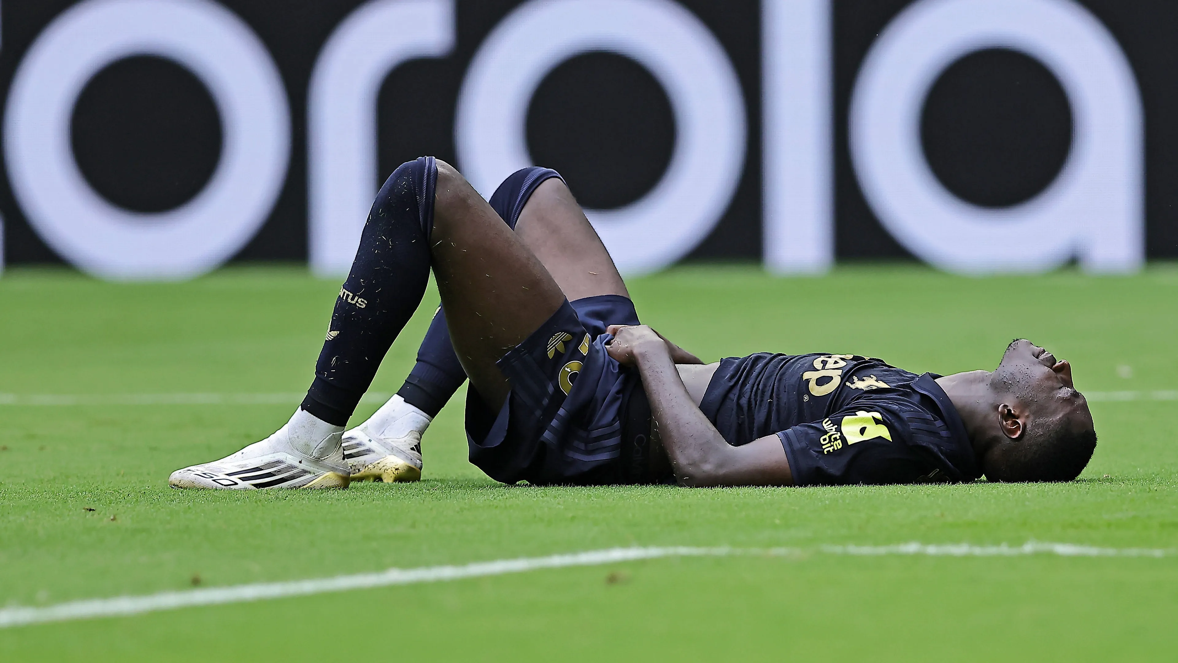 Juve-Psg, l'intesa si avvicina: Kolo Muani spera