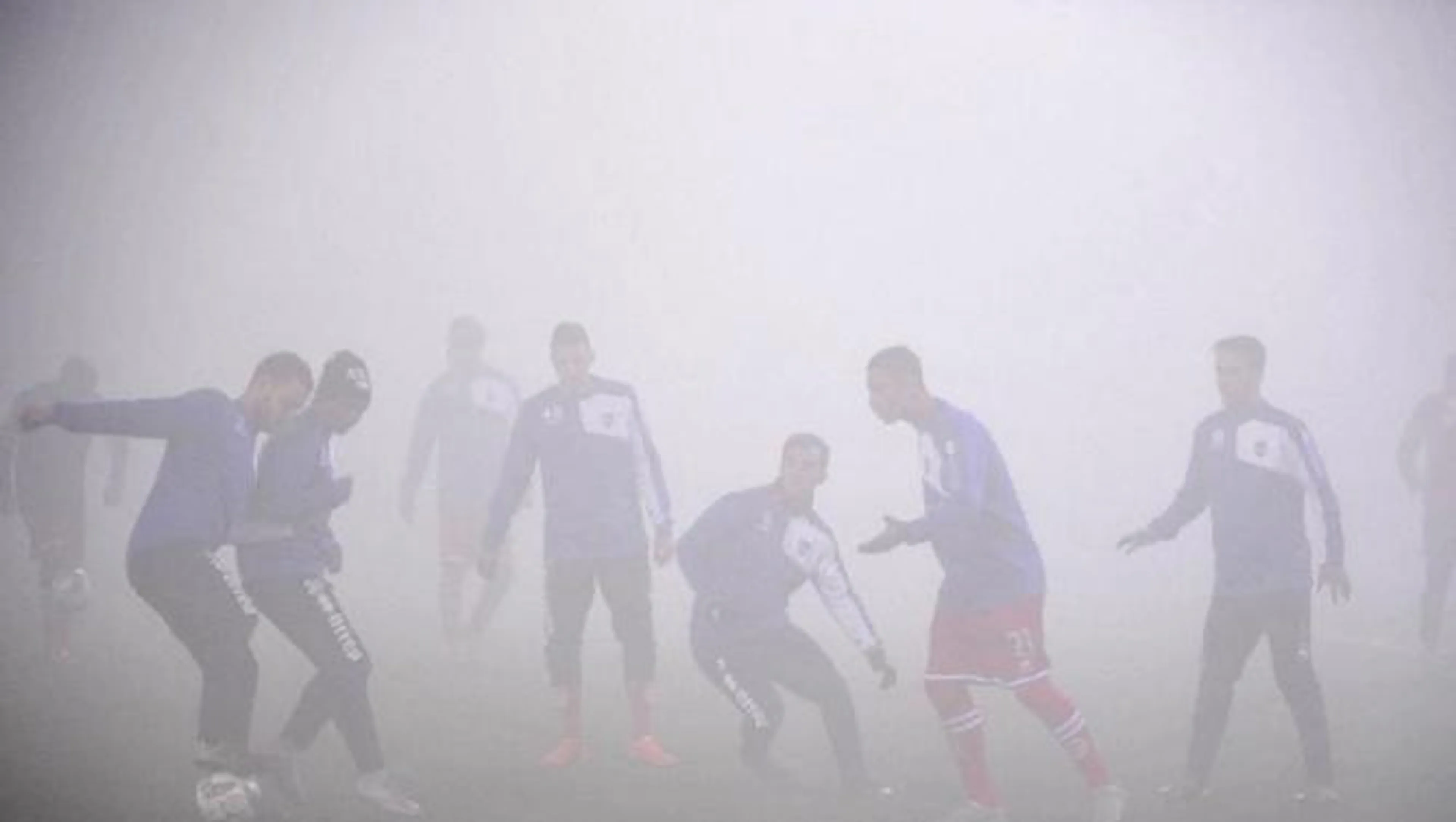 Copertina di La partita nella nebbia