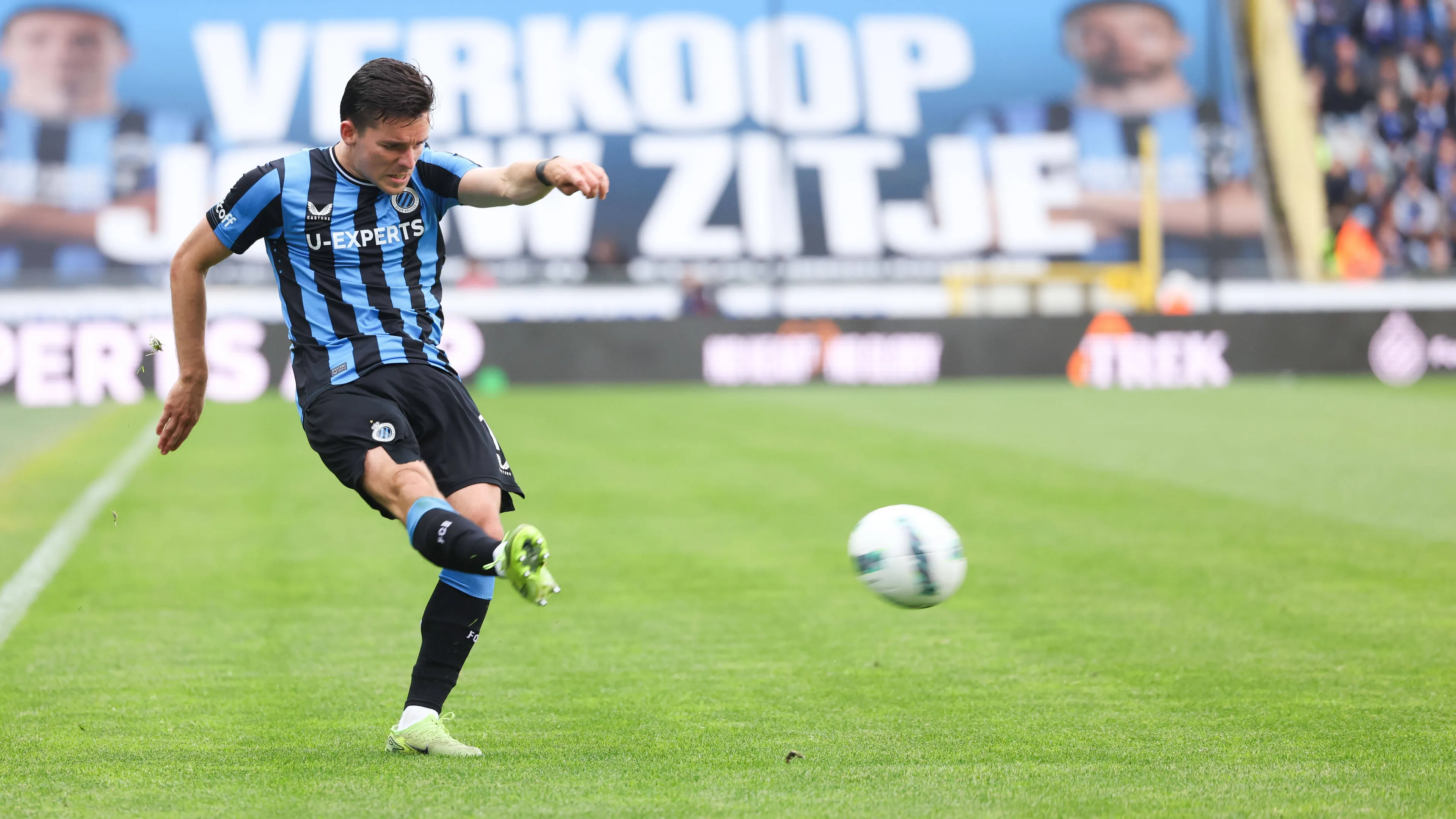Calciomercato Milan, Tare esce allo scoperto: "Effettuato ultima offerta per Jashari"