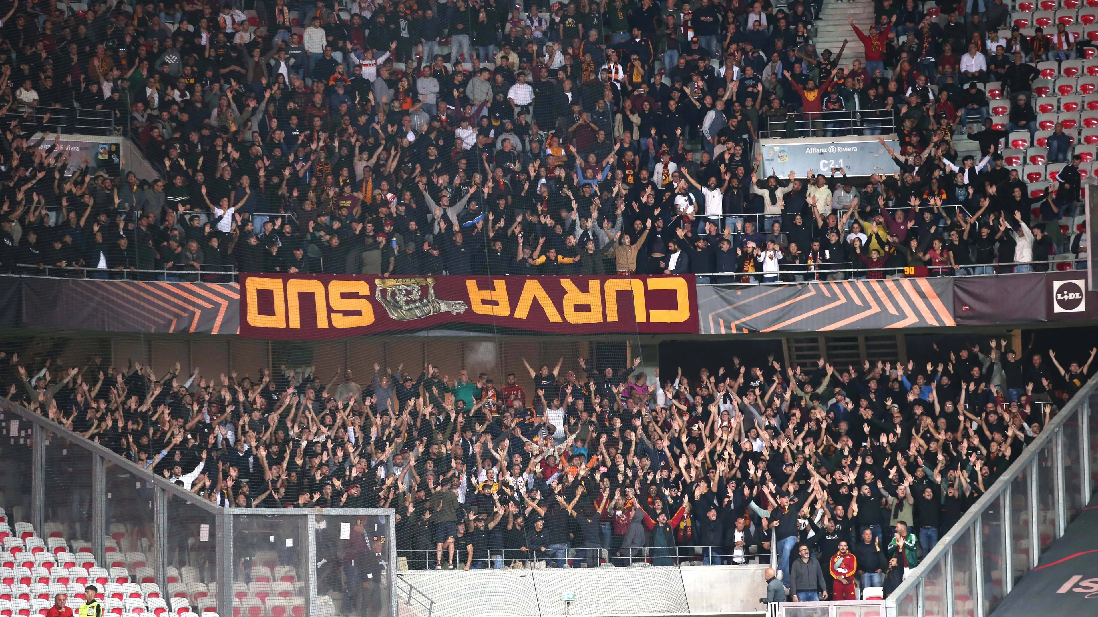 Scontri Nizza-Roma, il day after è un bollettino di guerra: tifosi arrestati