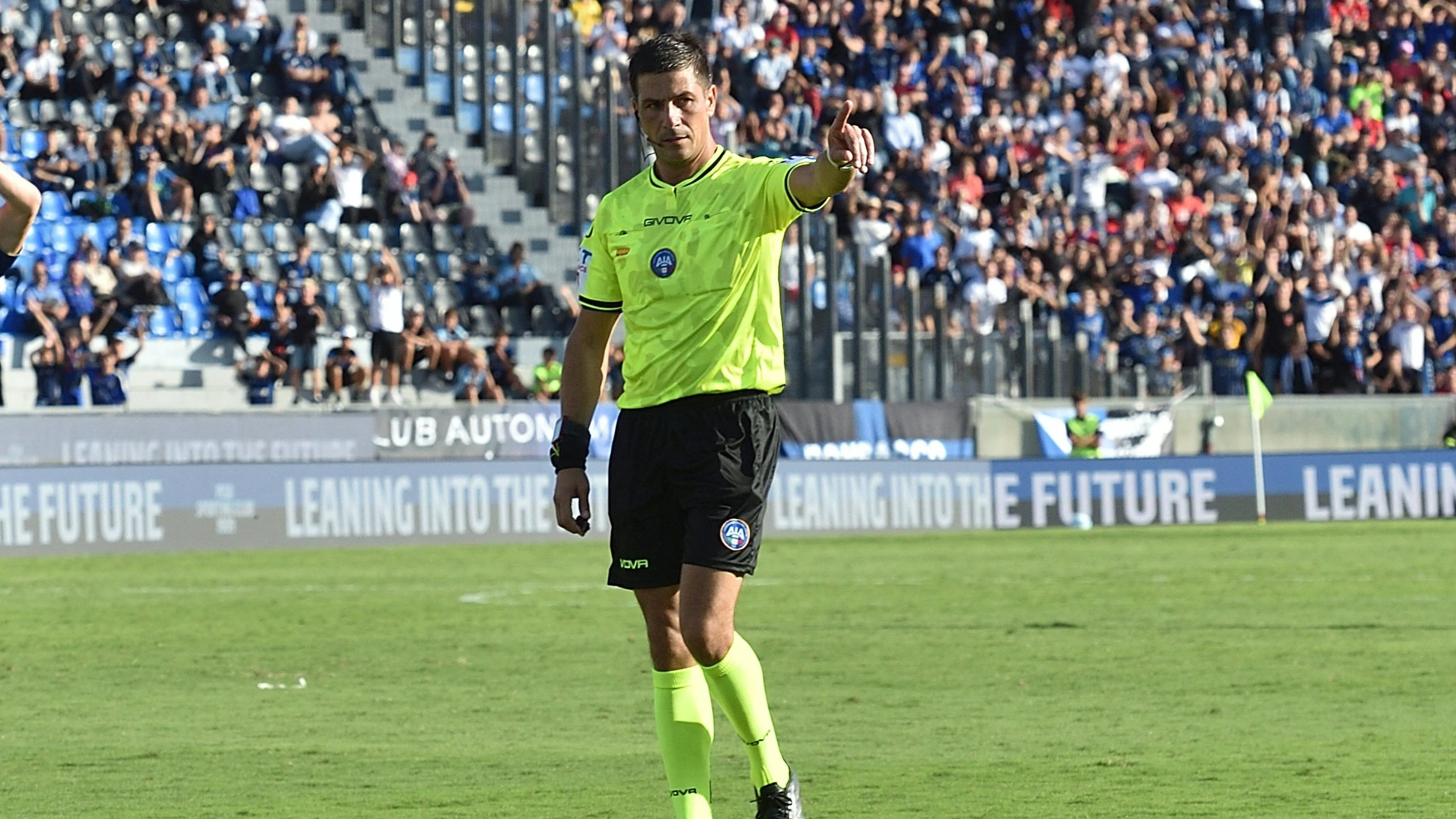 Serie A, tutte le designazioni arbitrali e il fischietto di Inter-Lazio