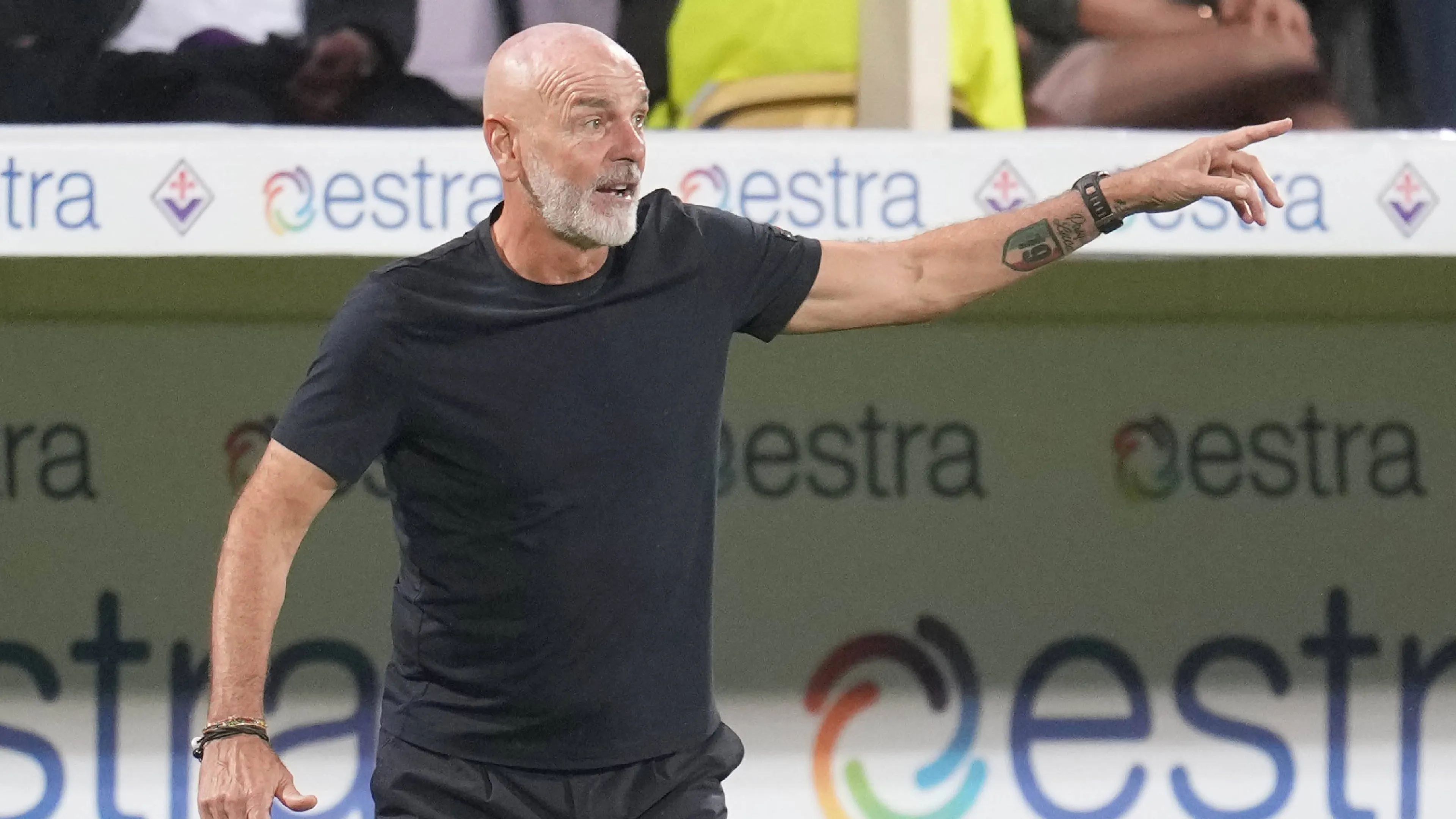 Malumori nello spogliatoio della Fiorentina? Pioli stizzito in conferenza stampa, ecco la risposta 