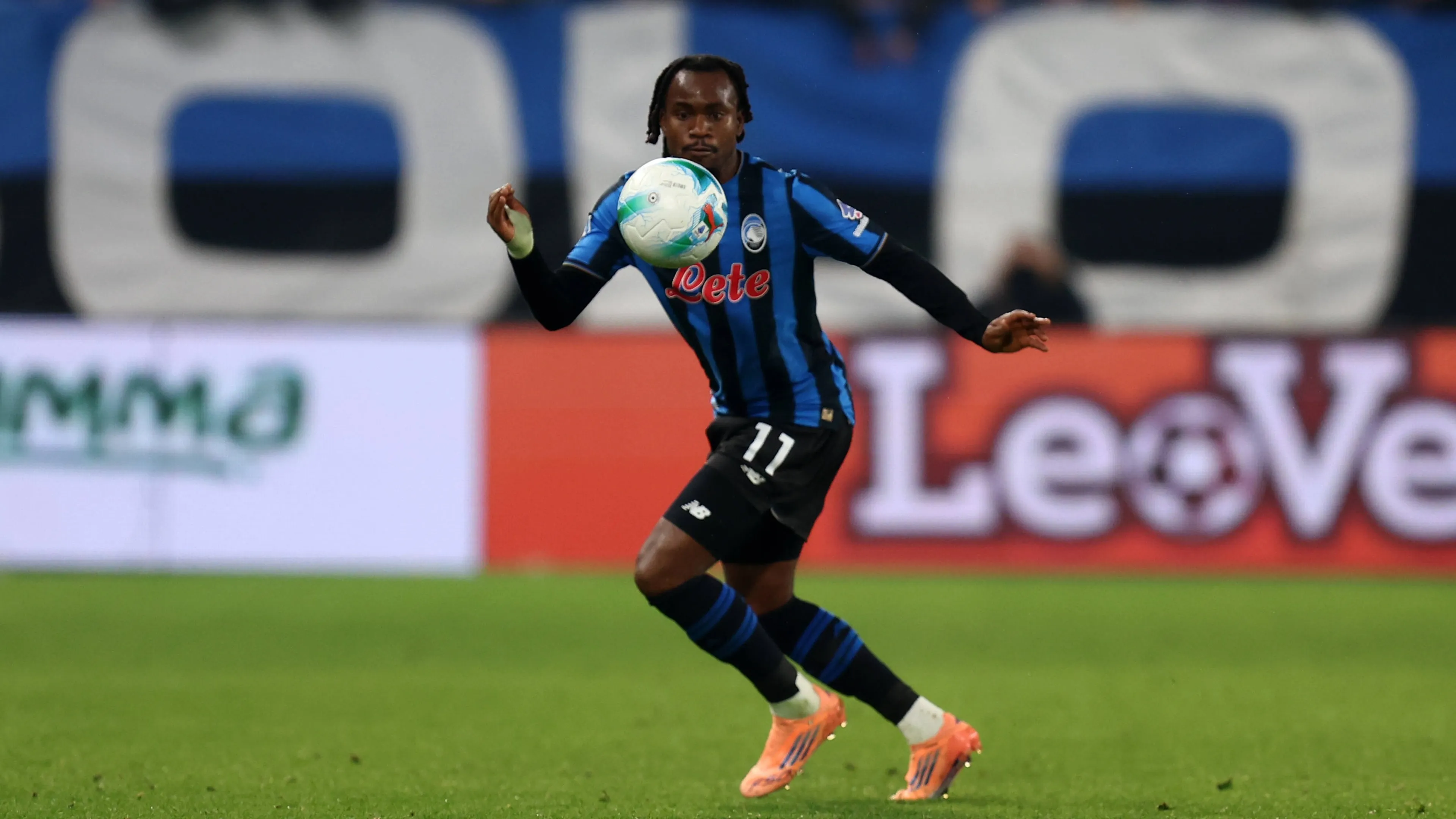 Caressa duro su Lookman: "La società ti paga, non sei professionale"