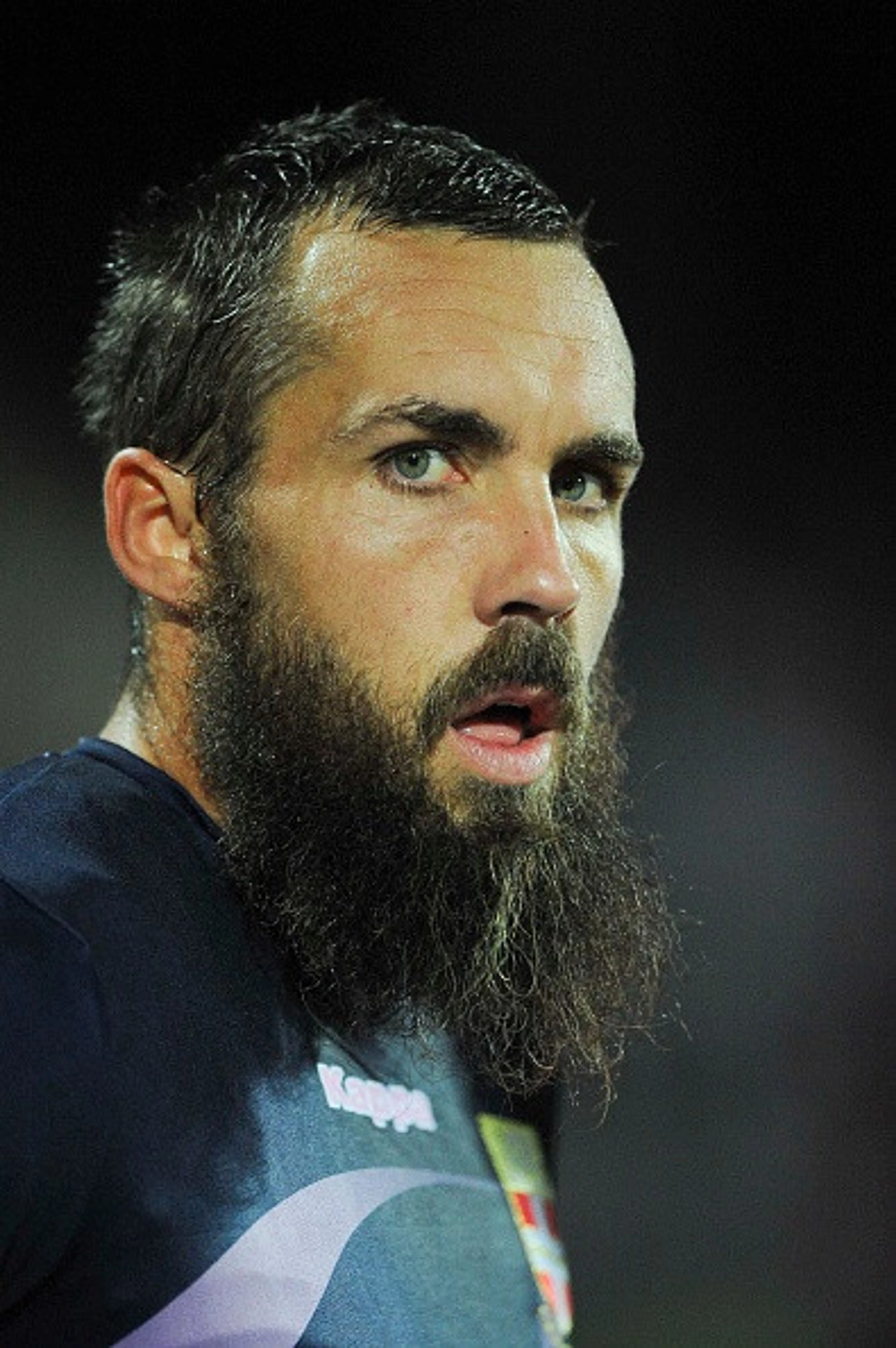 Copertina di “Tagliati la barba o non giochi” “Me ne vado”