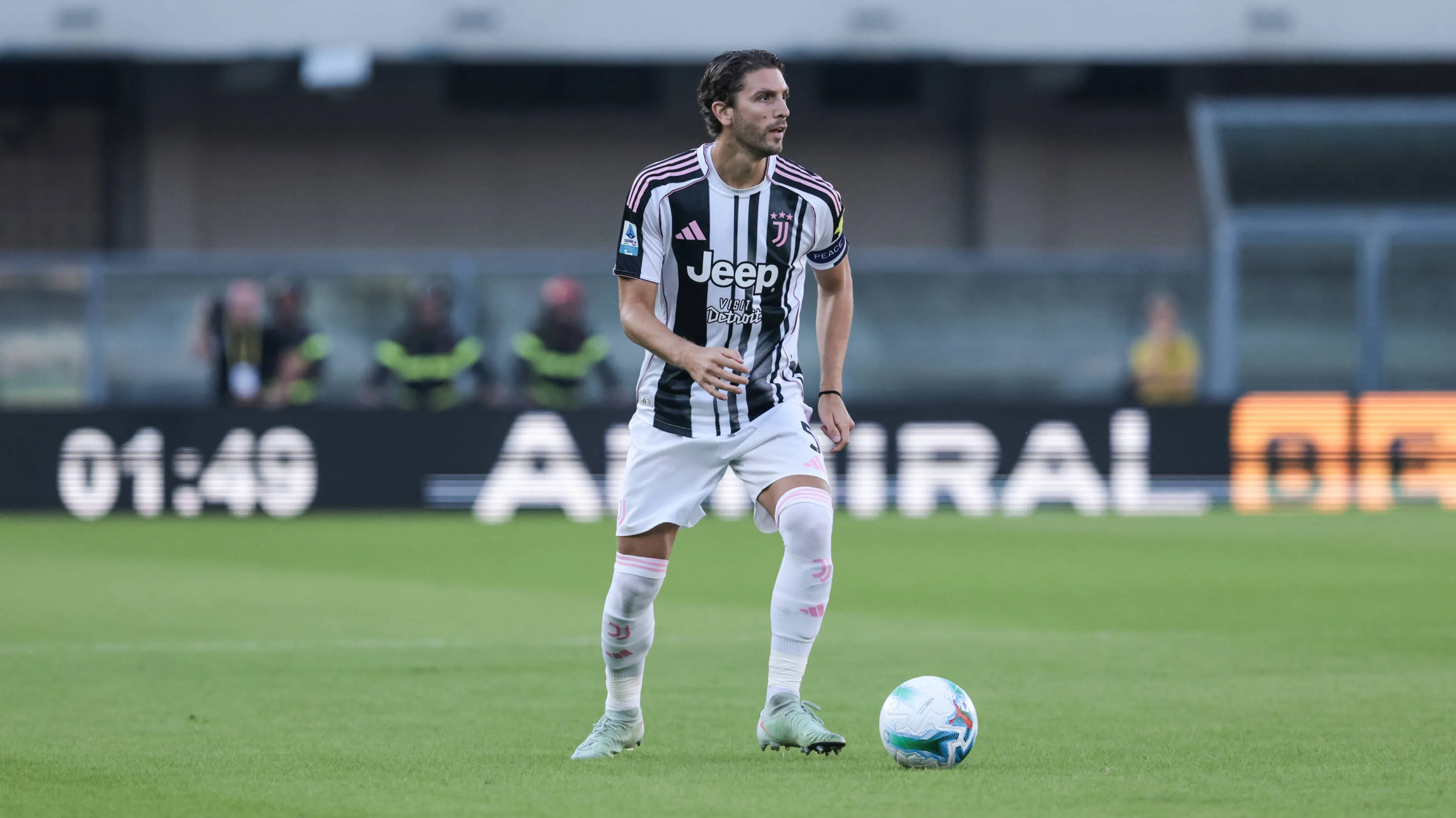 Locatelli insultato dai tifosi della Juventus