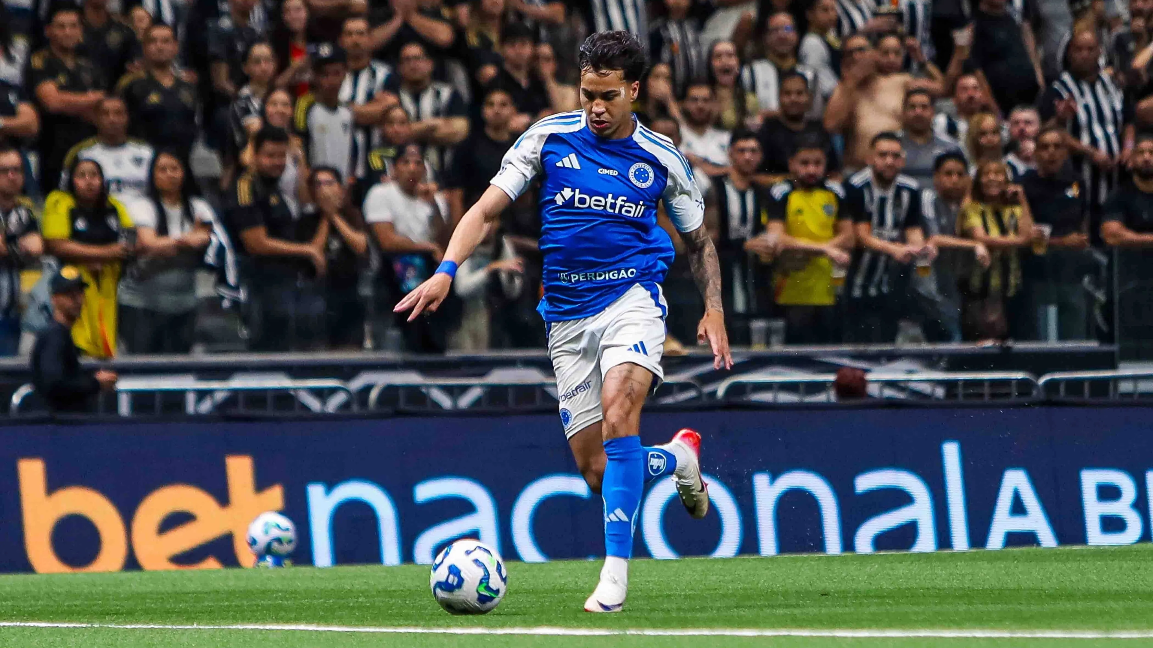 Flop alla Juventus, ora l'Aston Villa lo vuole per 30 milioni: il riscatto di Kaio Jorge