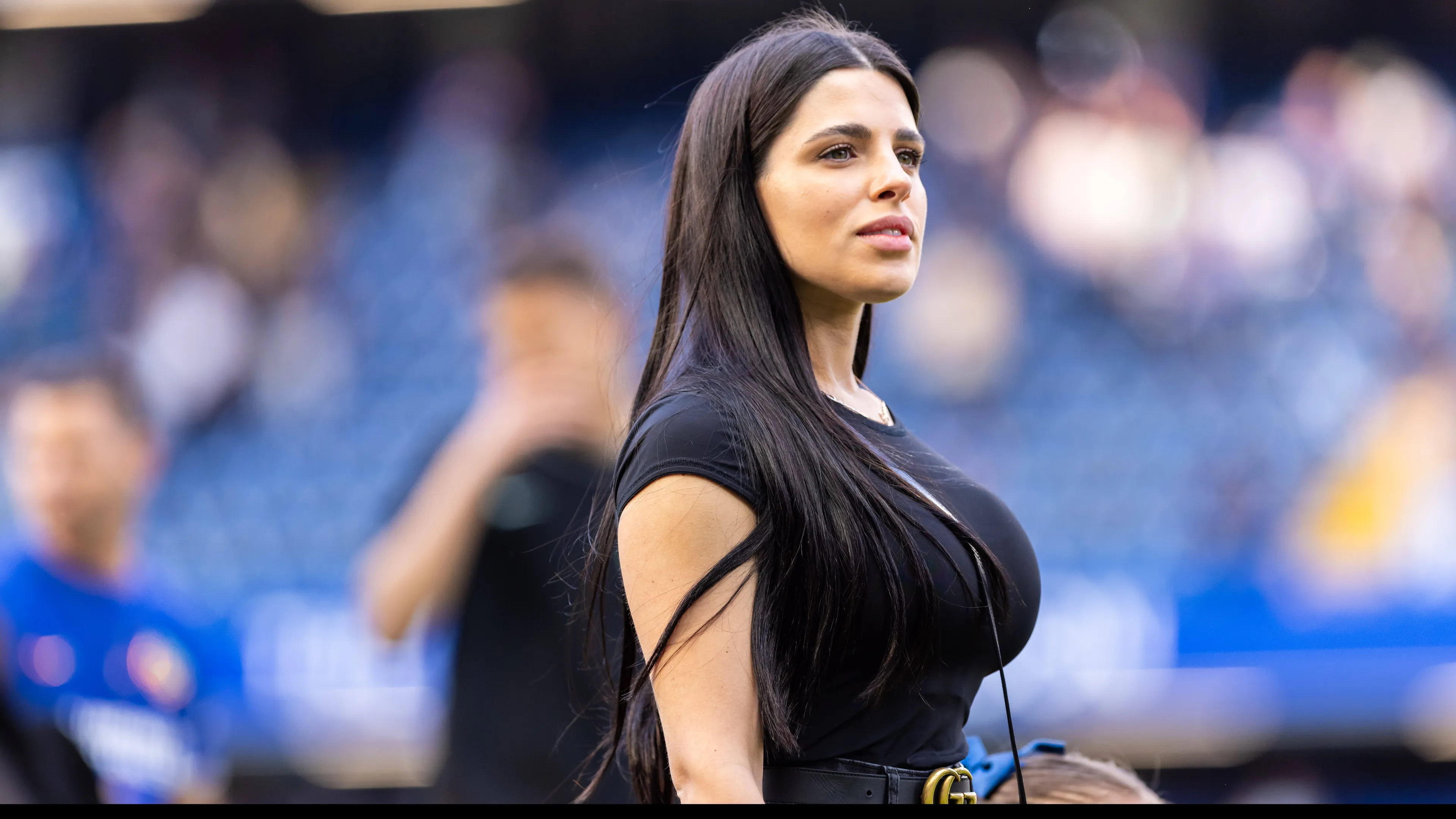 Grosse polemiche su Enzo Fernandez per l'ordine dato alla sua compagna