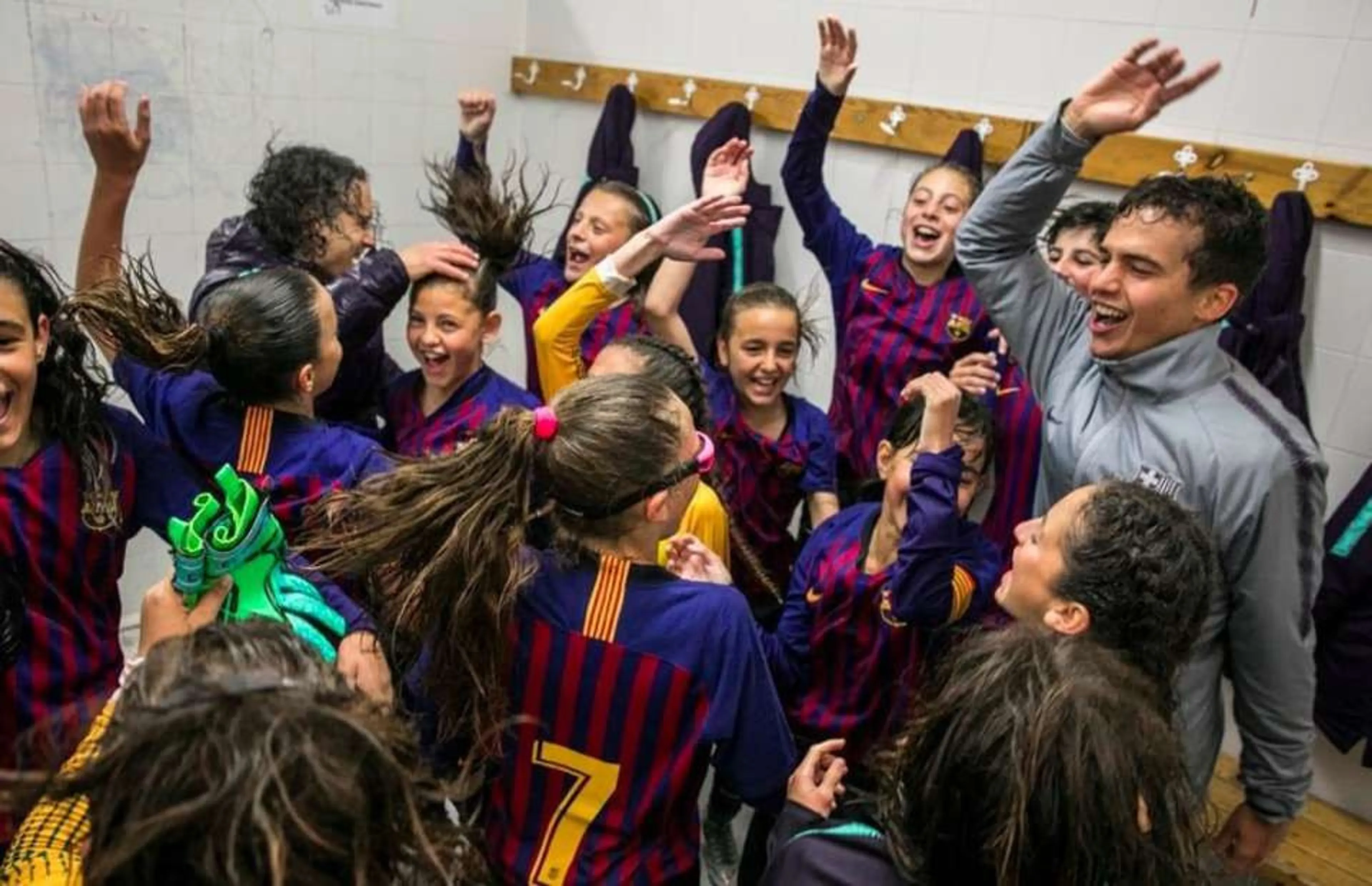 Copertina di Barcellona U12 femminile, 30 vittorie su 30..nel campionato maschile