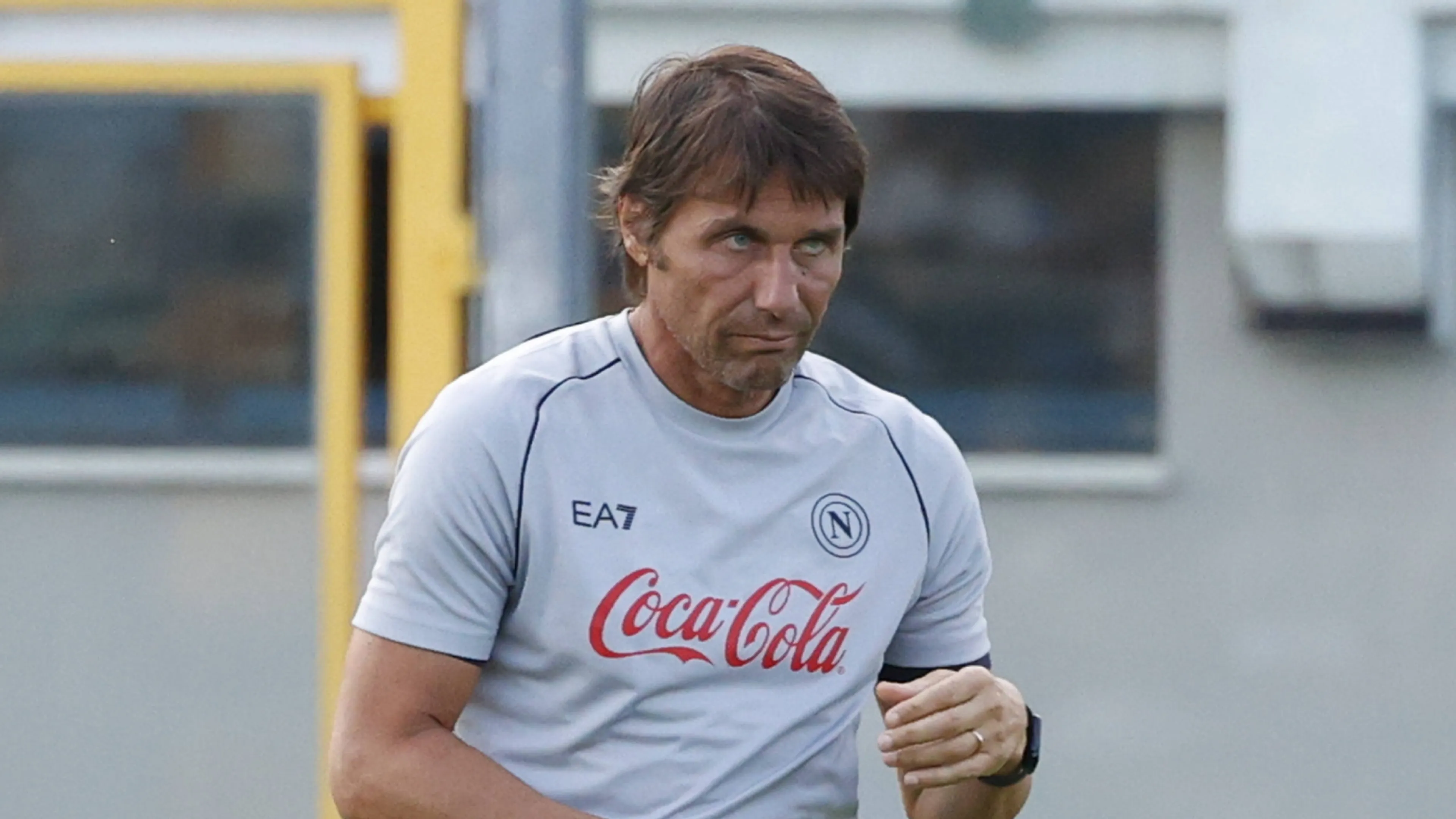 Copertina di Conte spazientito dal mercato! L'indiscrezione sul tecnico del Napoli