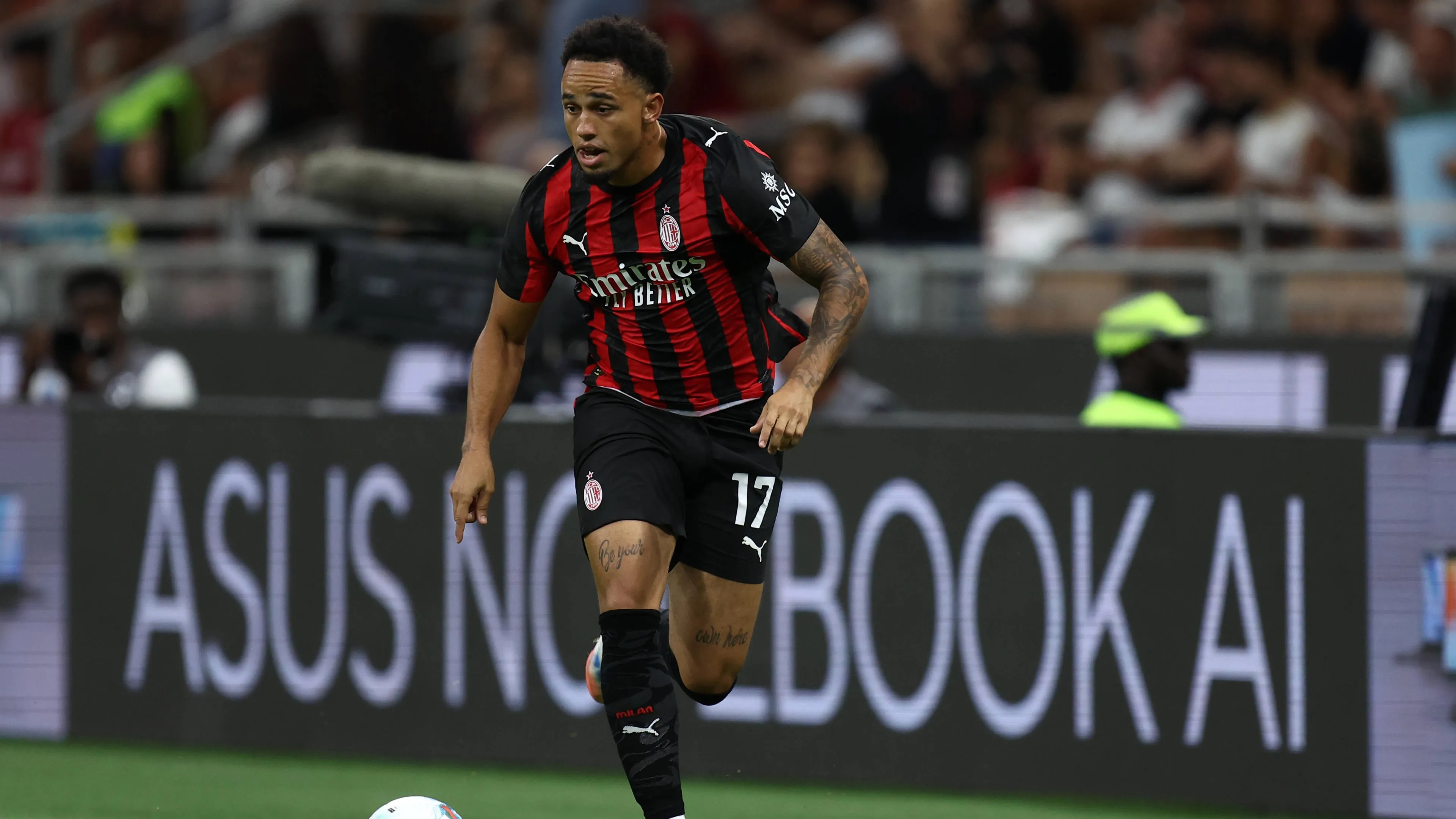 Milan, Tare lavora ancora sulle uscite: quasi fatta per Okafor al Leeds, entrano 20 milioni