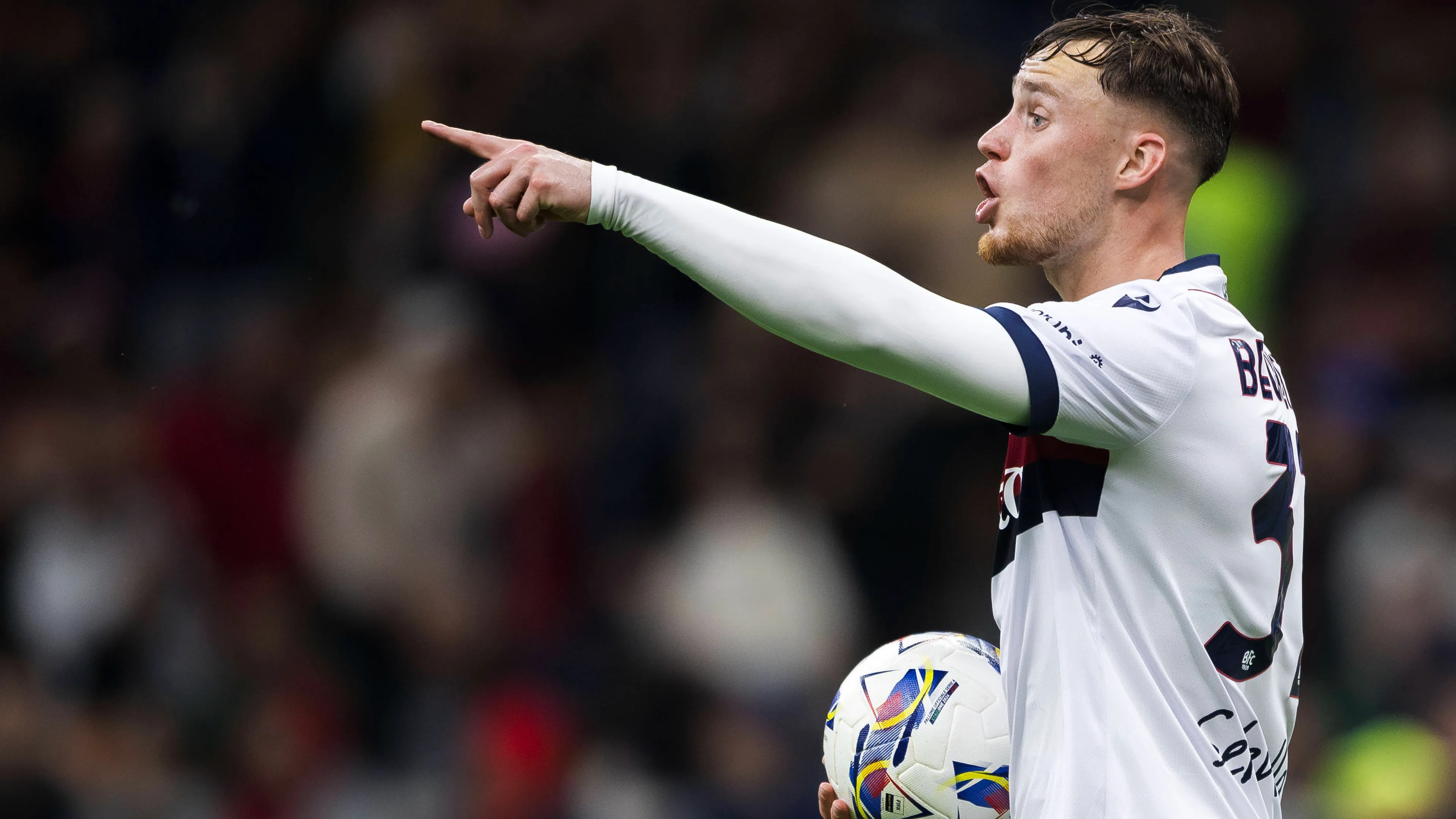 Calciomercato, Bekuema dice addio al Bologna: "Credo sia il momento giusto"