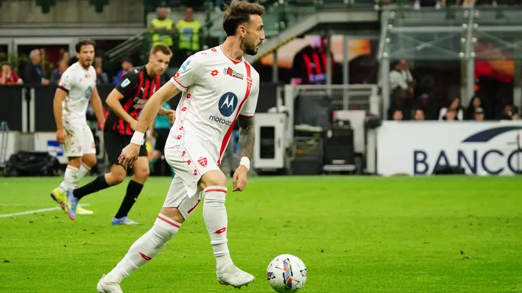 /images/a/c/-/ac-milan-v-monza-serie-a-gaetano-castrovilli-ac-monza-participates-in-the-italian-championship-serie-a-football-match-between-ac-milan-and-ac-monza-at-san-siro-stadium-in-milan-italy-on-may-25-2025-milan-italy-italy-copyright-xlucaxrossinix-originalfilenamerossini-acmilanv250524nplqbjpgjpg_1755550298646.jpg