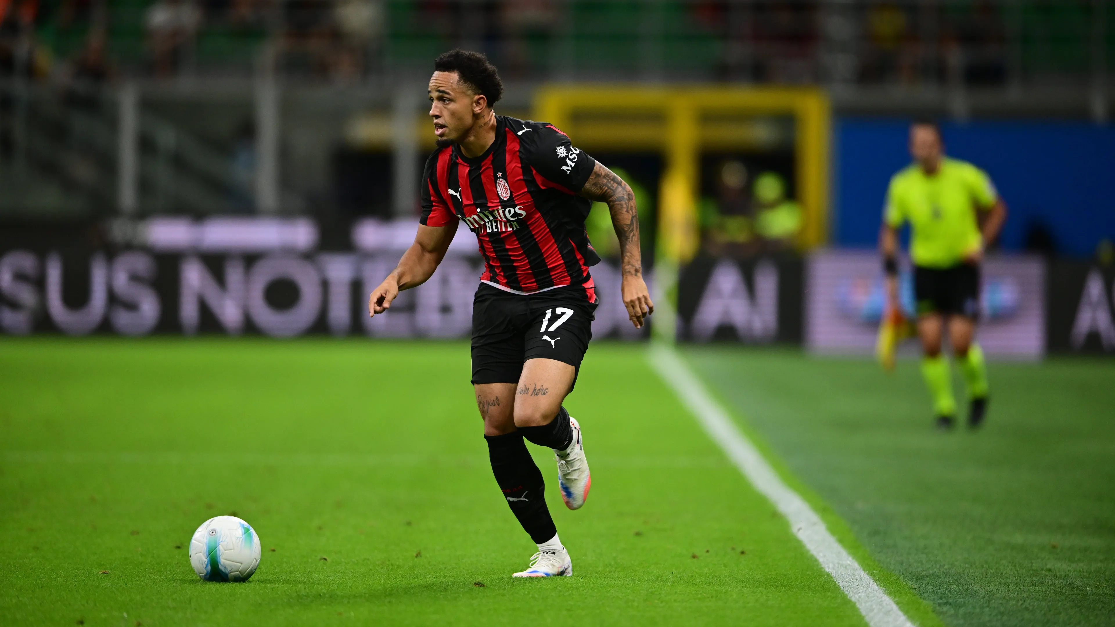 Calciomercato Milan, vicina la cessione di Okafor: le cifre dell'affare