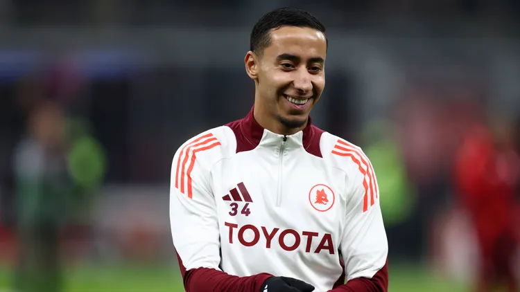 /images/a/c/-/ac-milan-vs-as-roma-anass-salah-eddine-of-as-roma-during-warm-up-before-the-coppa-italia-quarter-finals-match-beetween-ac-milan-and-as-roma-at-stadio-giuseppe-meazza-on-february-5-2025-in-milano-italy-milano-stadio-giuseppe-meazza-italy-copyright-xmarcoxcanonieroxjpg_1752085028008.jpg