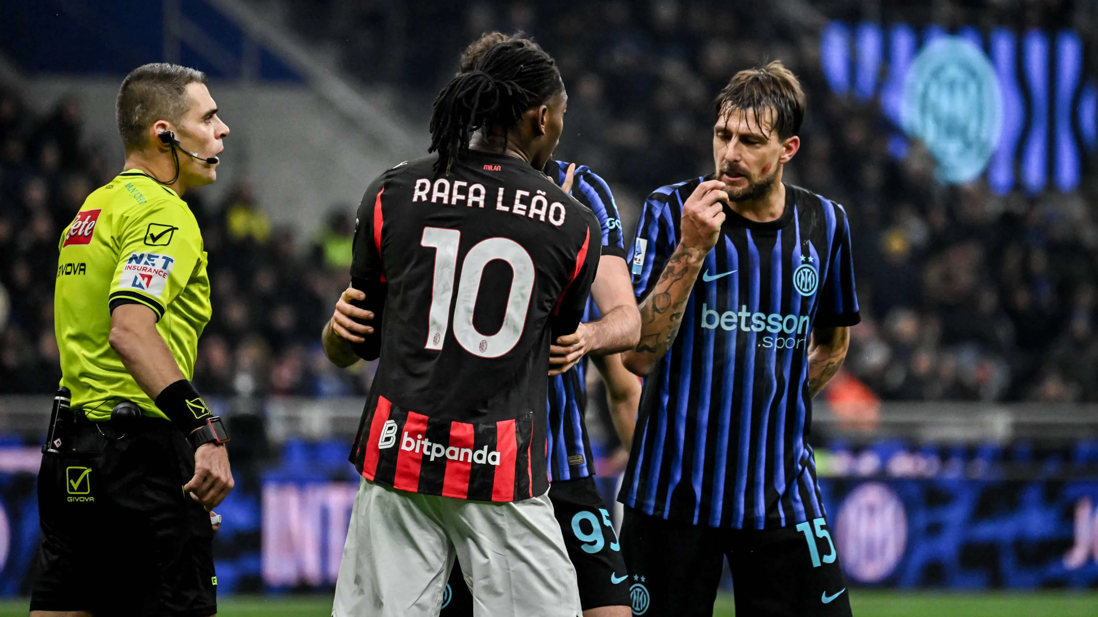 Inter-Milan, scintille Acerbi-Leao: dura frase dell'interista al portoghese