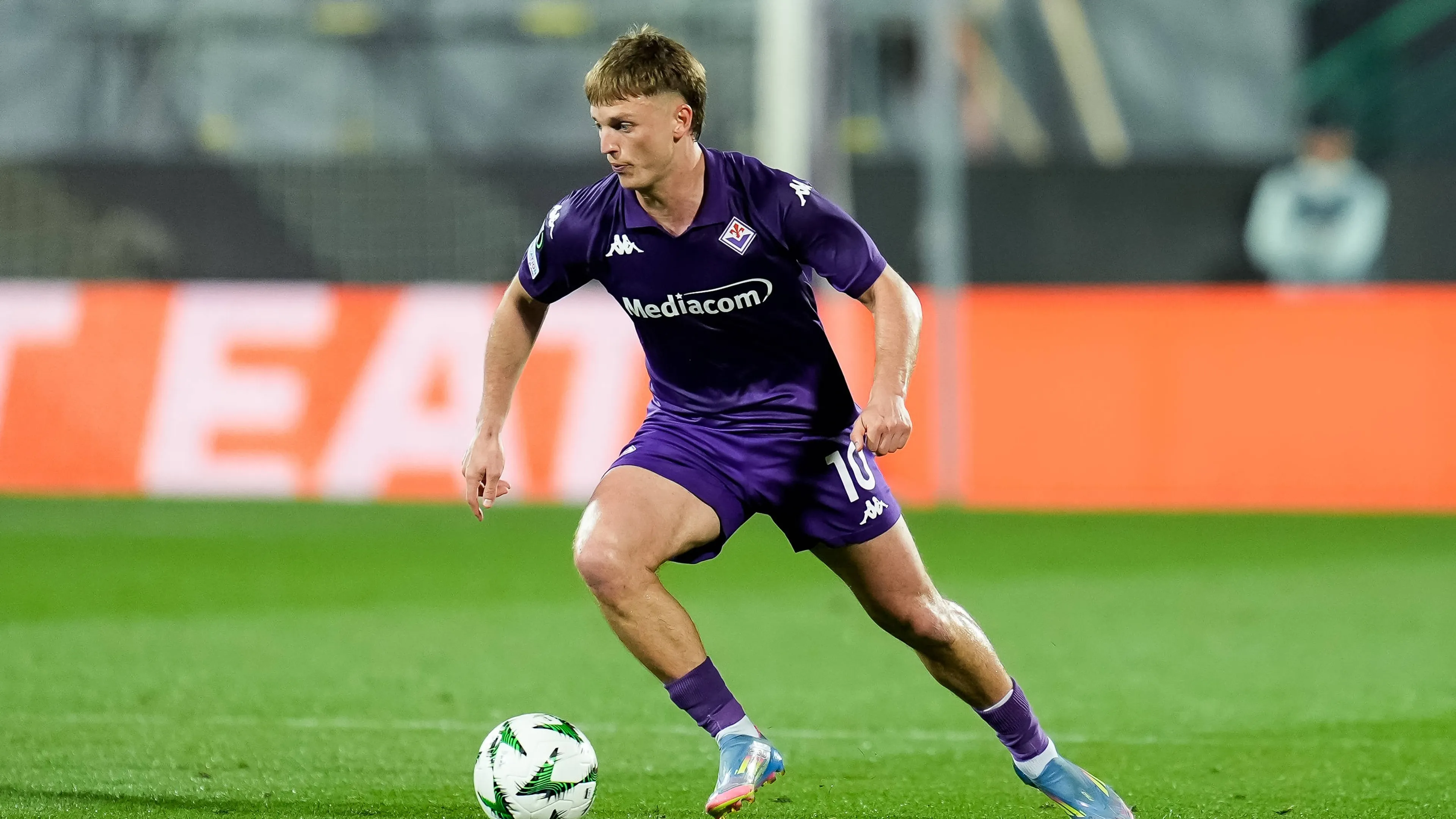 Gudmundsson, ecco perché il Genoa ha abbassato il prezzo. La verità sulla trattativa con la Fiorentina