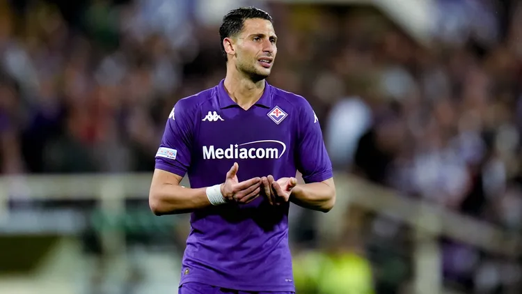 /images/a/c/f/acf-fiorentina-v-real-betis-balompie-uefa-conference-league-2024-25-semi-final-second-leg-rolando-mandragora-of-acf-fiorentina-looks-dejected-during-the-uefa-conference-league-2024-25-semi-final-second-leg-match-between-acf-fiorentina-and-real-betis-balompie-at-stadio-artemio-franchi-on-may-8-2025-in-florence-italy-florence-stadio-artemio-franchi-florence-italy-copyright-xgiuseppexmaffiax-ueclfiorentina-realbetis080525bru2810jpg_1751207510159.jpg
