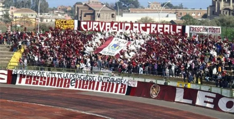 /images/a/c/i/acireale.jpg