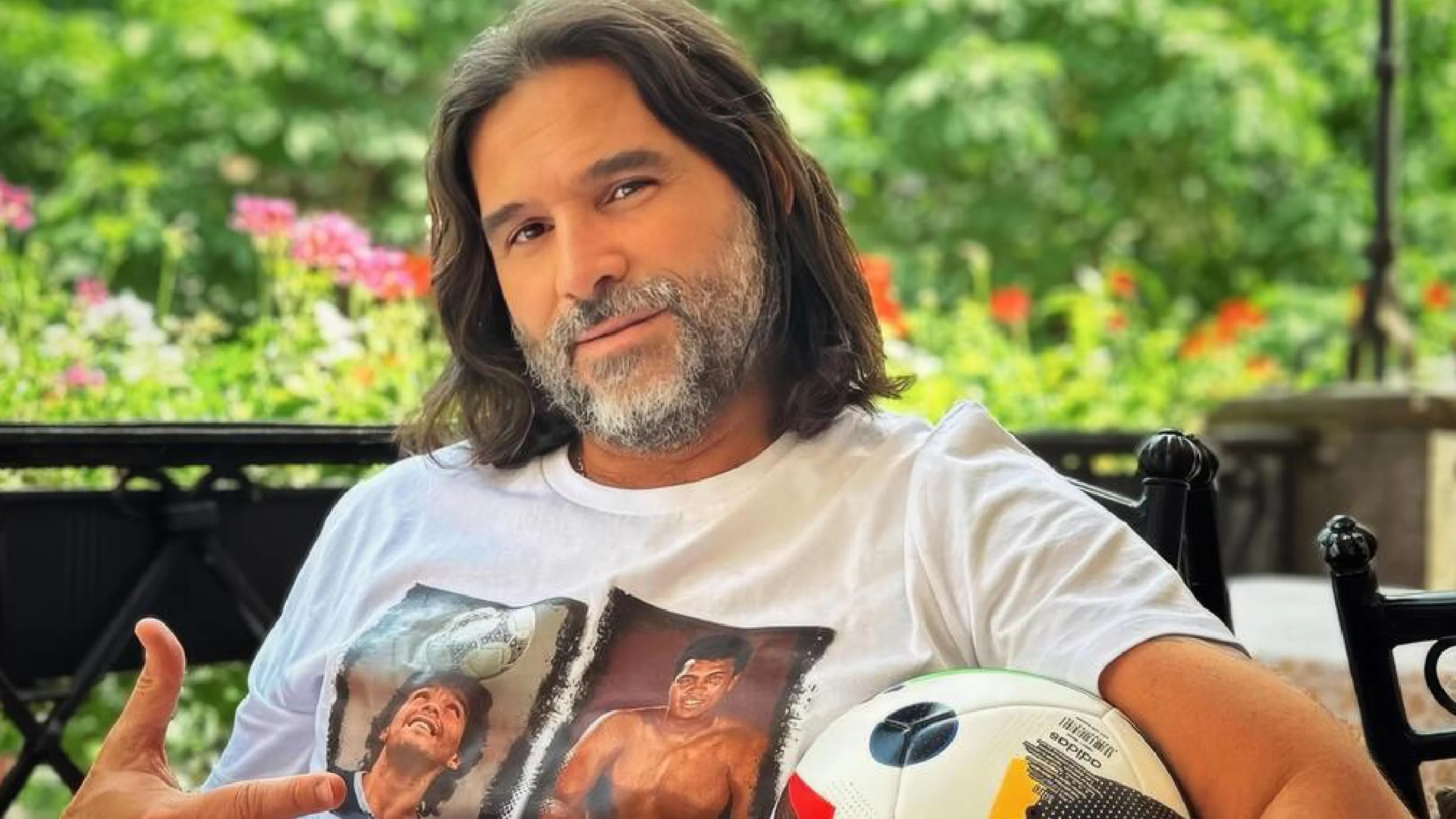 Copertina di Adani e la storia hot con...la Coppa Italia: "Testimone e strumento di giochi erotici"