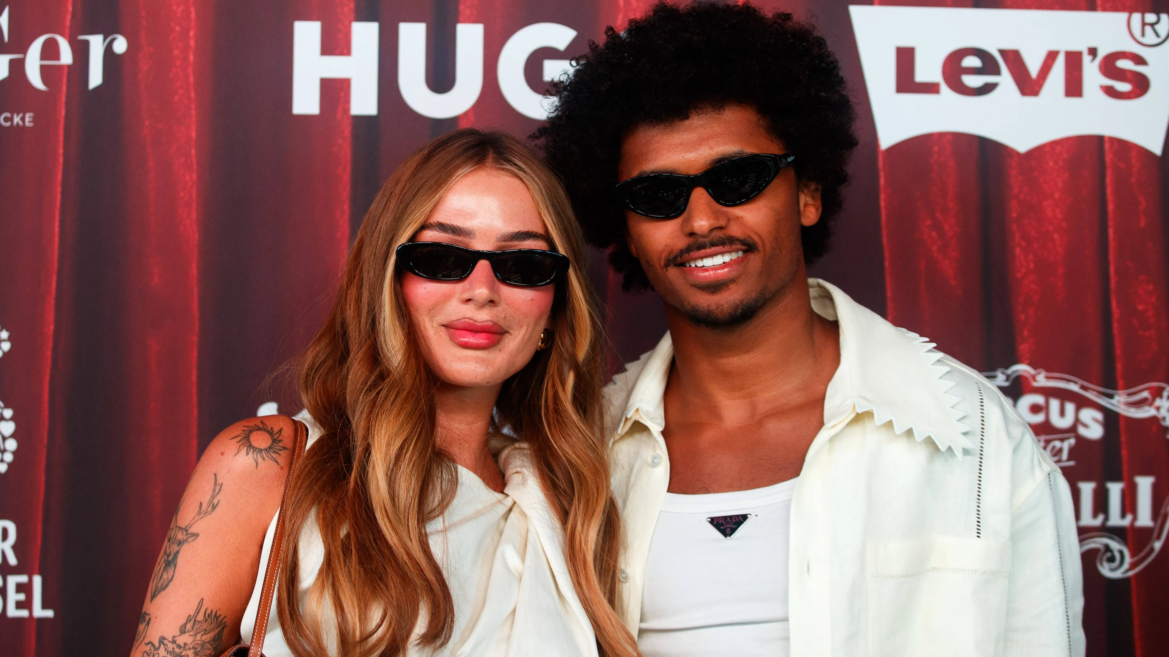 Adeyemi e la fidanzata maxi multa