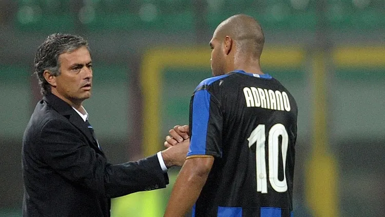 /images/a/d/r/adriano-mourinho.jpg