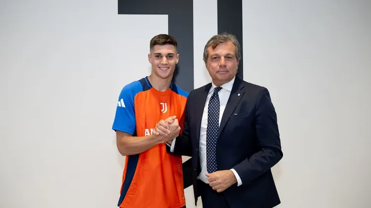 /images/a/d/z/adzic-juventus-giuntoli.jpg