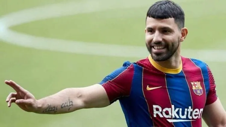 /images/a/g/u/aguero-7.jpg