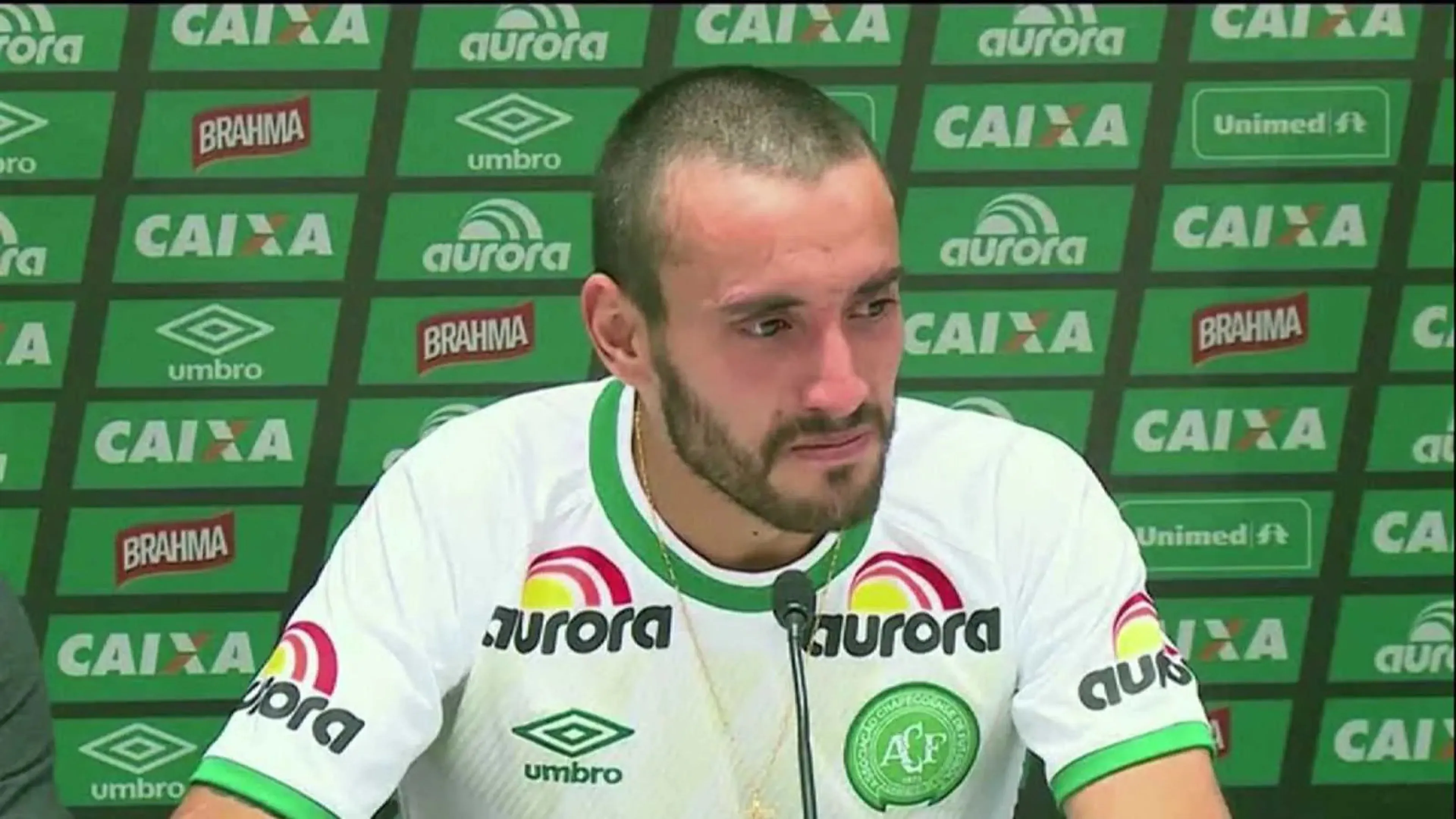 Copertina di Stipendi arretrati, la Chapecoense non vuole pagare Ruschel sopravvissuto all’incidente aereo: “Quell’episodio l’ha arricchito”