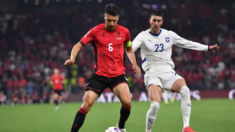 /images/a/l/b/albania-vs-serbia-dusan-vlahovic-football-player-of-serbia-during-world-cup-qualification-match-against-albania-and-berat-djimsiti-at-kombetare-stadium-tirana-07062025-photo-mn-press-photo-mm-football-serbia-albania-fifa-world-cup-wm-weltmeisterschaft-fussball-qualifications-match-tirana-kombetare-stadium-albania-copyright-xmarkoxmetlas-xmnxpressxjpg_1751035589156.jpg