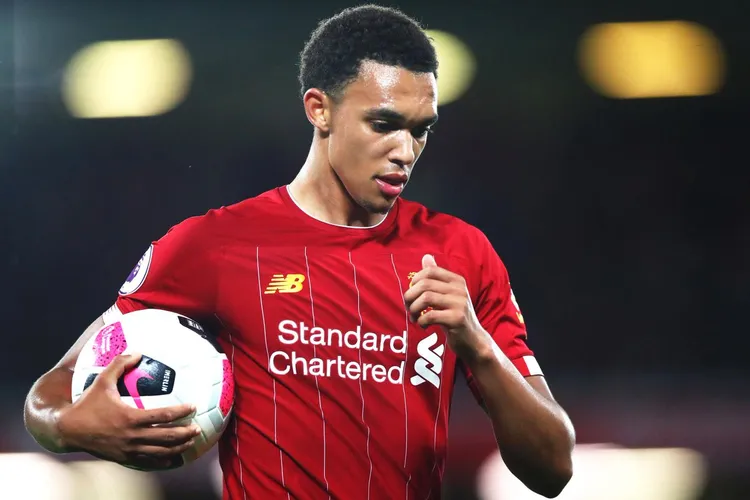 /images/a/l/e/alexander-arnold.jpg