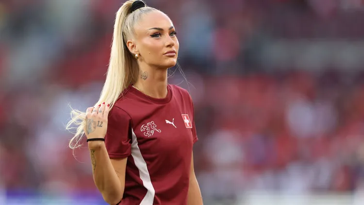 /images/a/l/i/alisha-lehmann-of-switzerlandwarms-up-finland-women-v-switzerland-women-uefa-european-women-s-championship-football-stade-de-geneve-geneva-switzerland-10-jul-2025geneva-stade-de-geneve-switzerland-editorial-use-only-no-use-with-unauthorised-audio-video-data-fixture-lists-club-league-logos-or-live-services-online-in-match-use-limited-to-120-images-no-video-emulation-no-use-in-betting-games-or-single-club-league-player-publications-copyright-xryanxbrowne-shutterstockx-15393083bwjpg_1752772701942.jpg