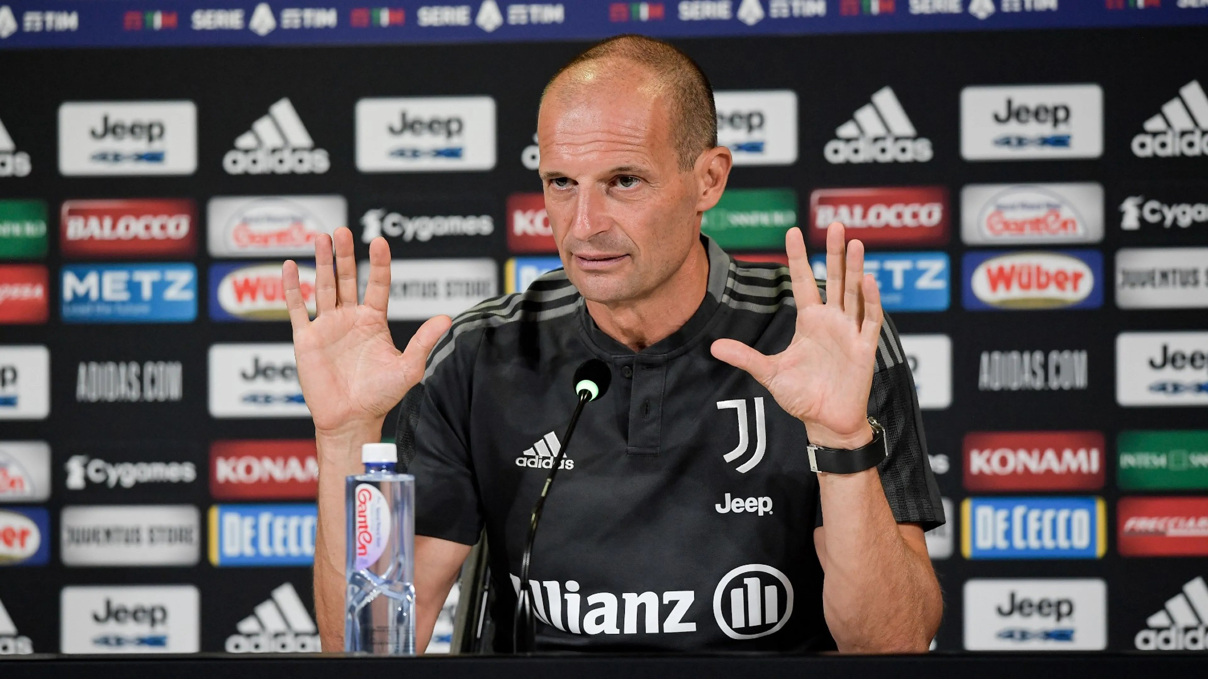 Copertina di Allegri insiste: “Siamo a +3 sull’Inter, domani per il distacco.” Inzaghi risponde per le rime