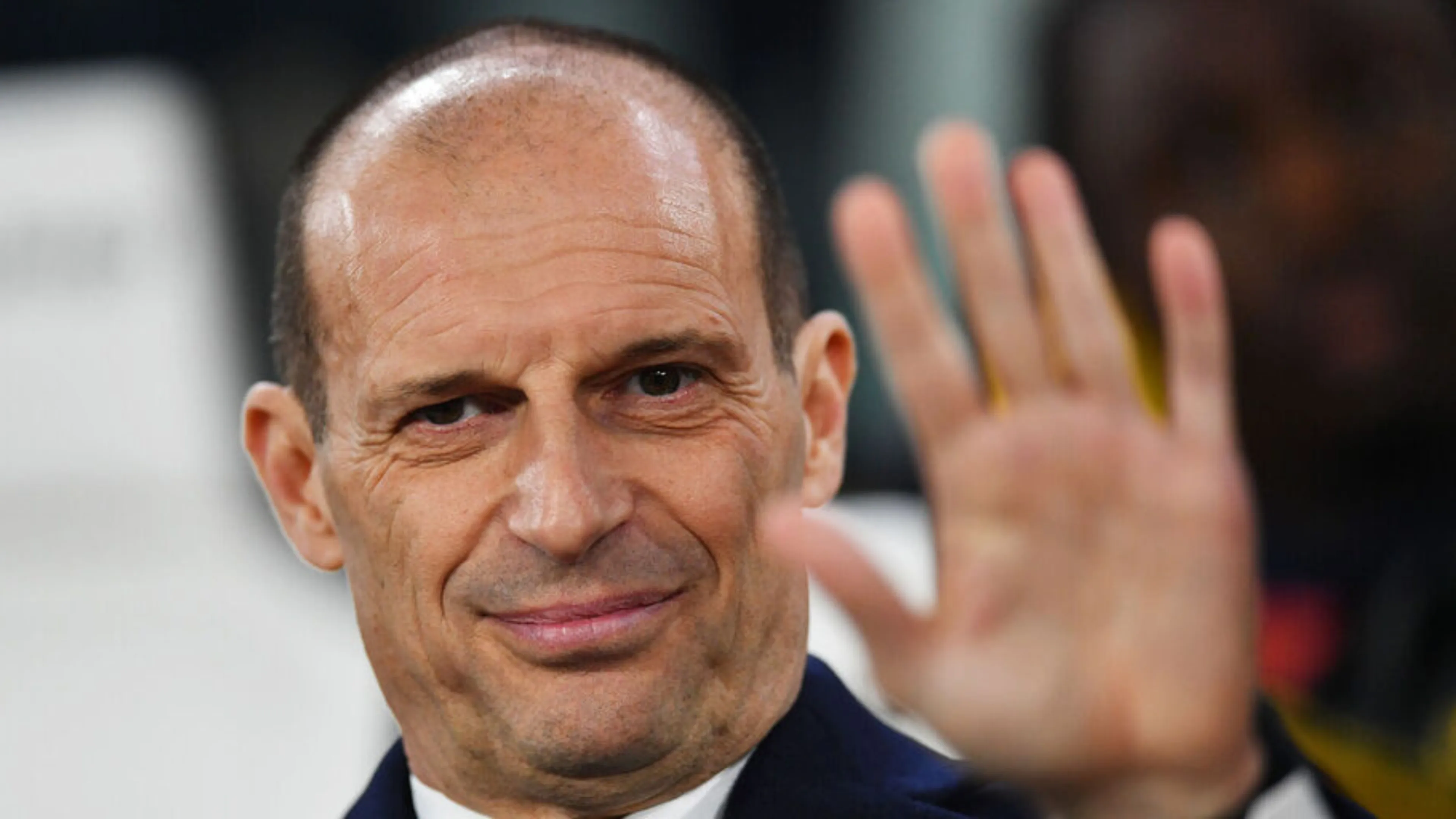 Copertina di "Le ultime partite di Allegri alla Juve, poi andrà via": Zazzaroni ne è certo