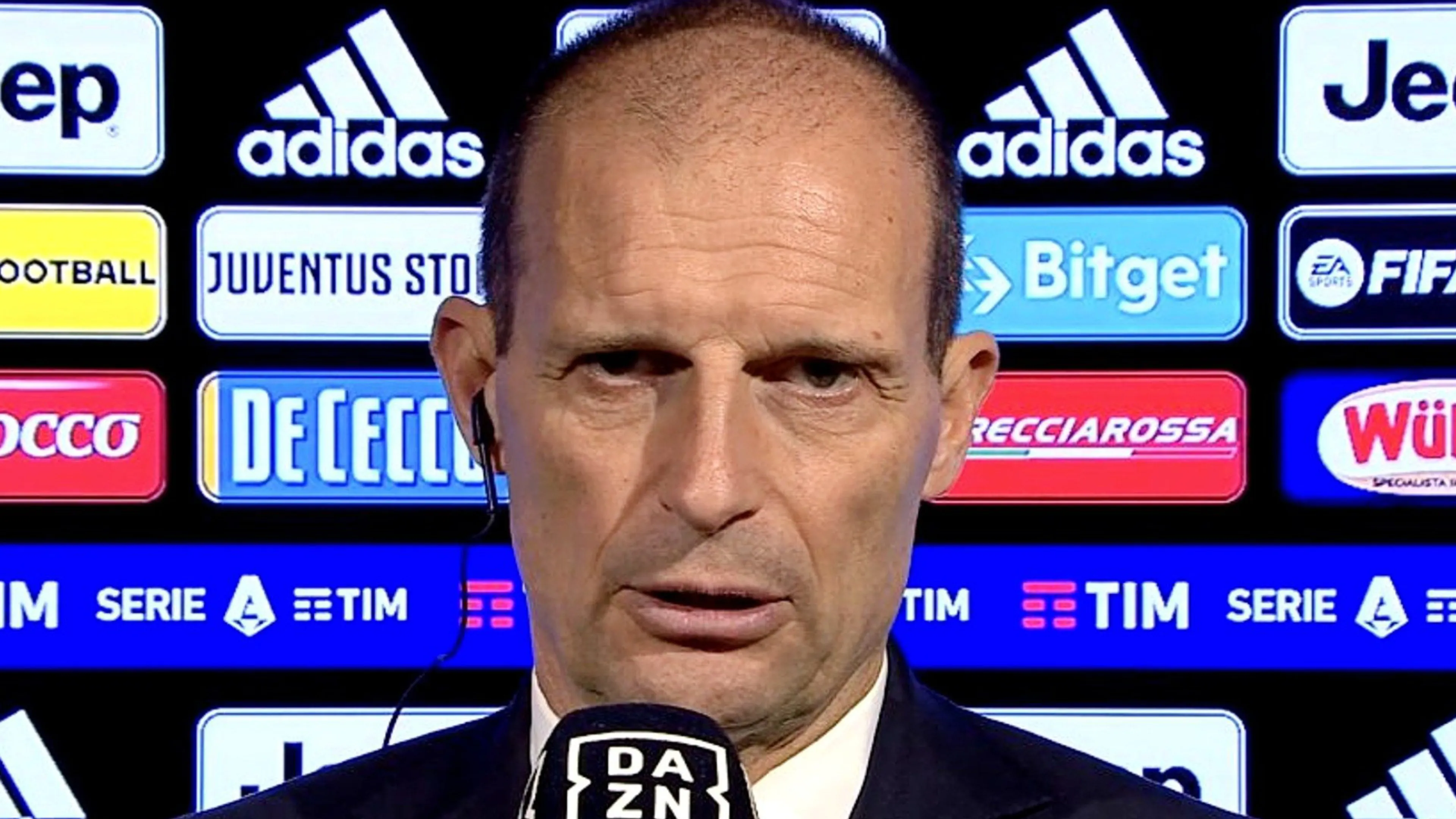 Copertina di Juventus, durissimo sfogo di Allegri: “Dobbiamo fare punti salvezza, occhio o ci facciamo male!”