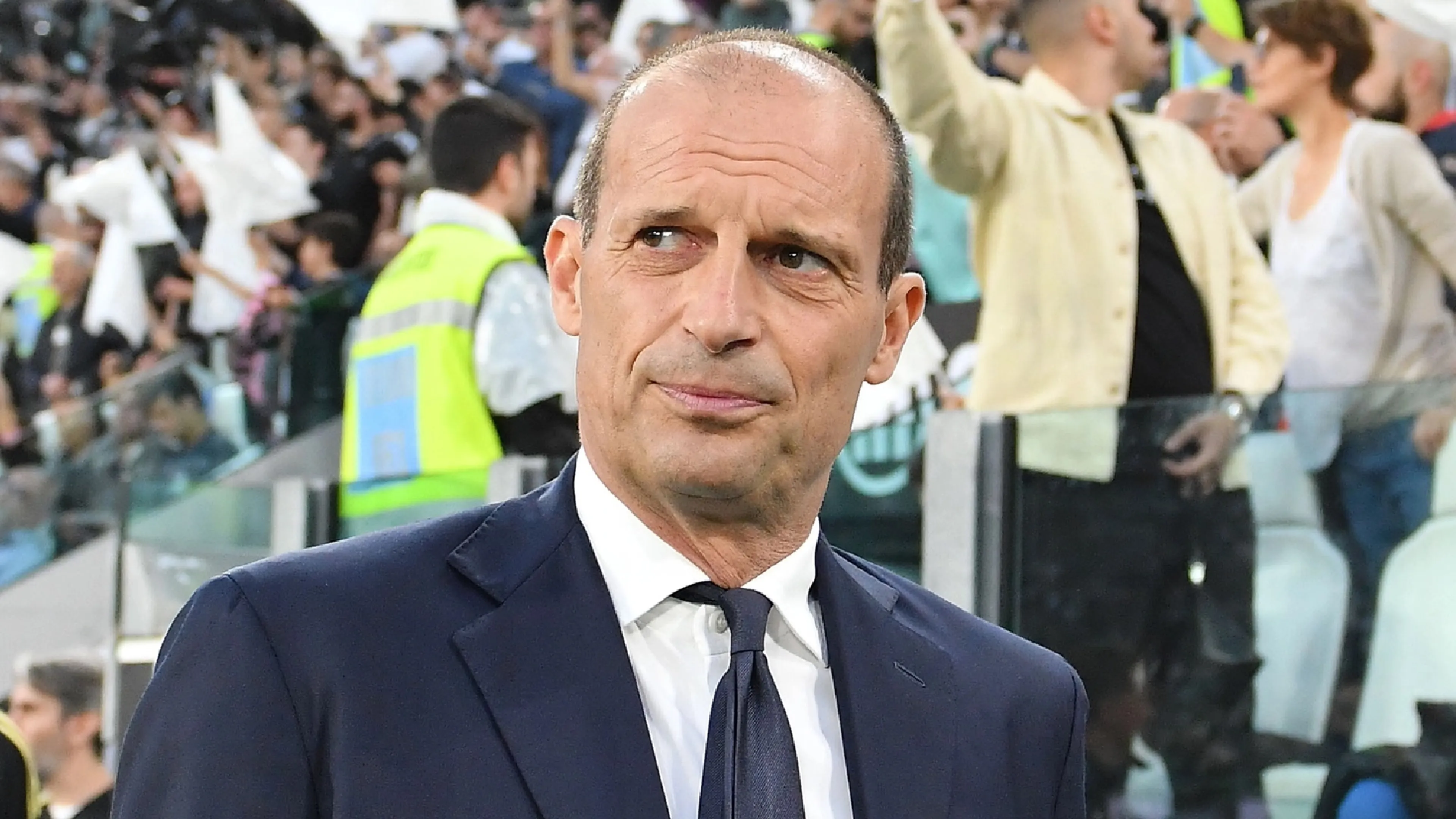 Copertina di Vaciago accusa ancora Allegri: "Mi ha strattonato più volte, ci sono i testimoni"