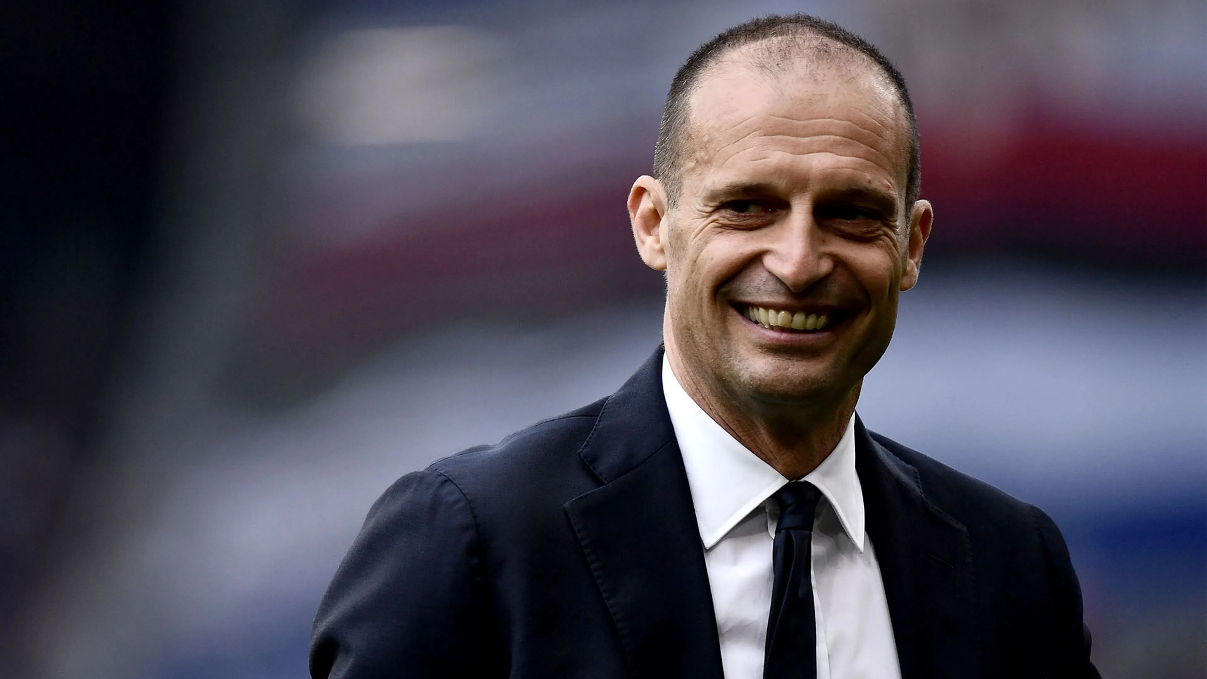 Copertina di Allegri punge De Laurentiis dopo le dichiarazioni accusatorie sullo "scudetto dell'onestà"