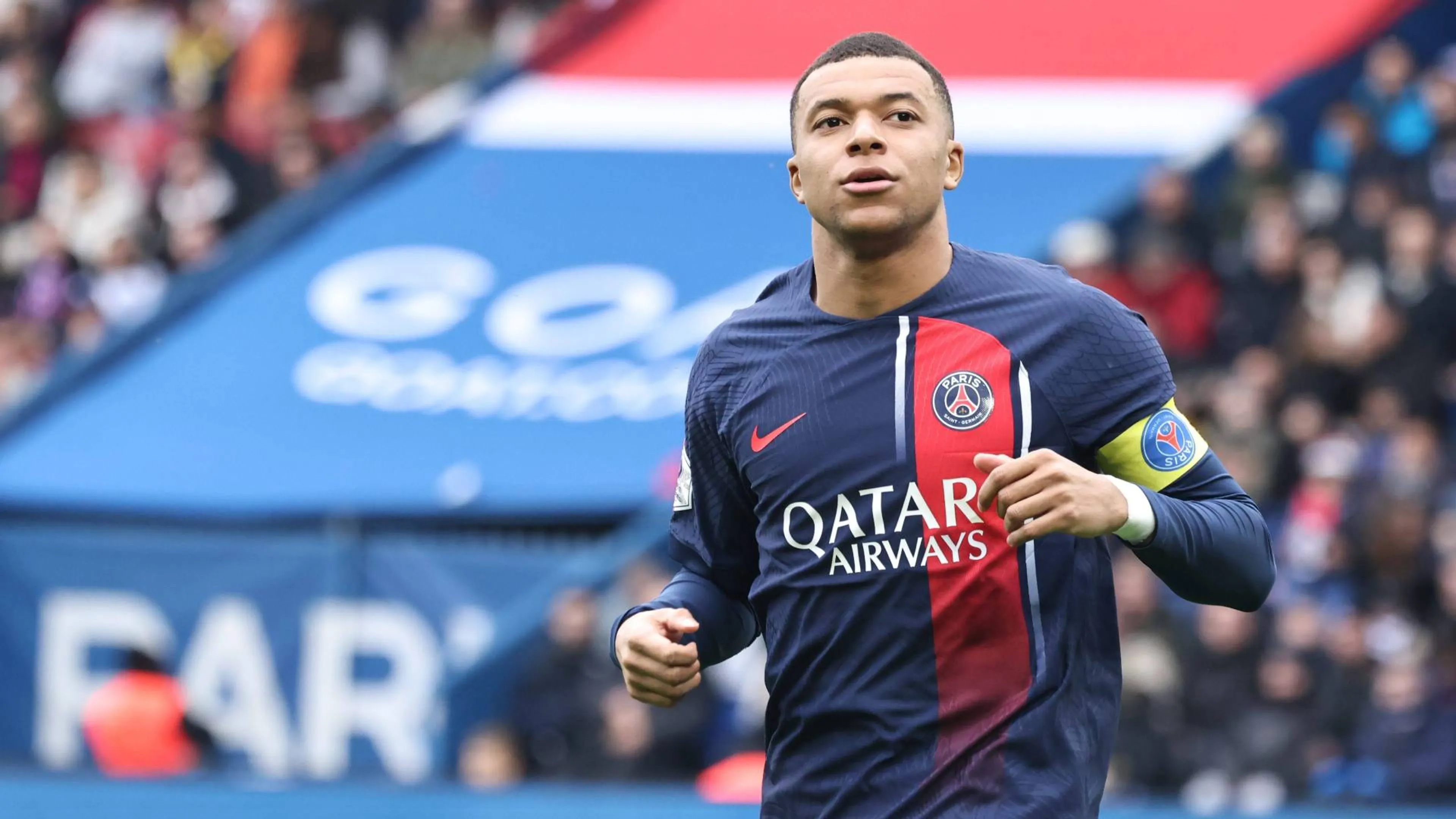 Copertina di Mbappé al Real Madrid, nasce una legge con il suo nome