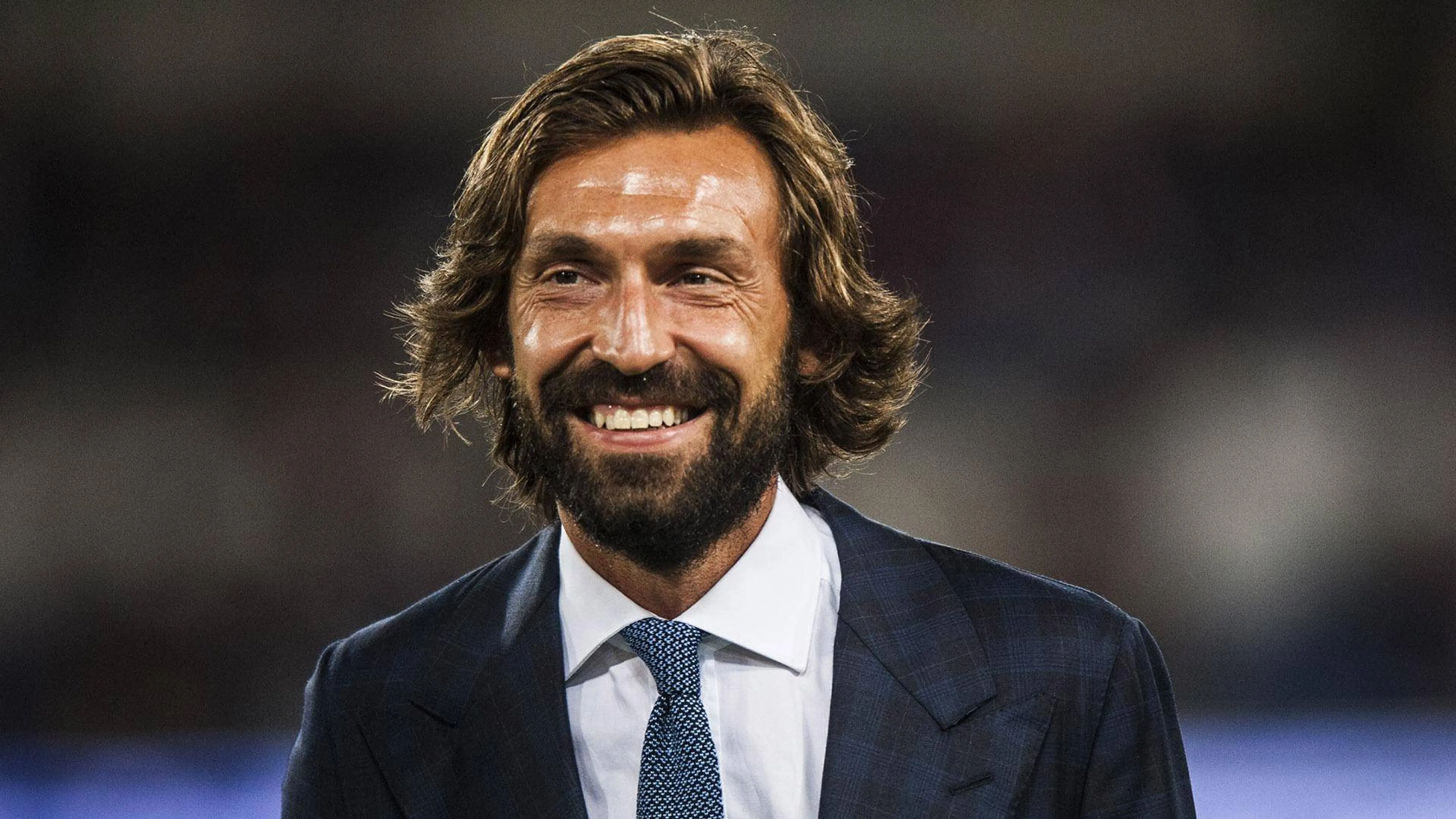 Copertina di “AAA Cercasi ct vincitore seriale”, il Belgio pubblica un annuncio di lavoro e si candida Pirlo