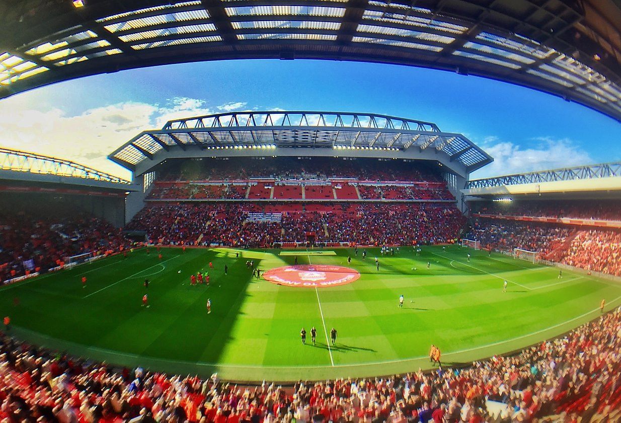 anfield-road-diventera-xxl