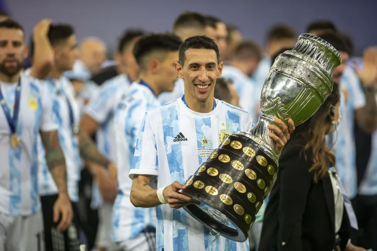 /images/a/n/g/angel-di-maria-1-scaled.jpg