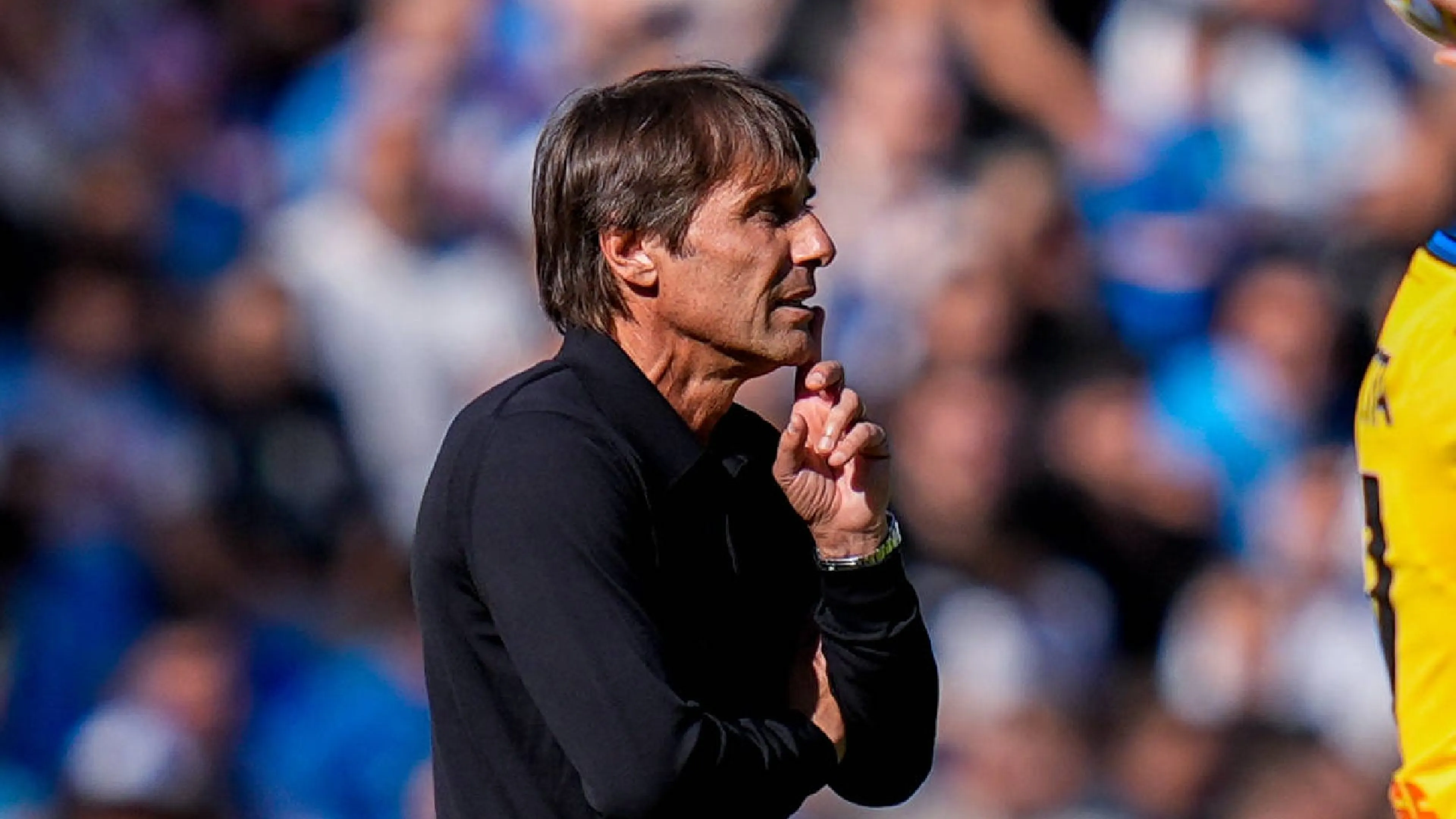 Copertina di Inter, il retroscena di calciomercato.com: "I nerazzurri avevano scelto il sostituto di Dumfries, Conte ha bloccato tutto"