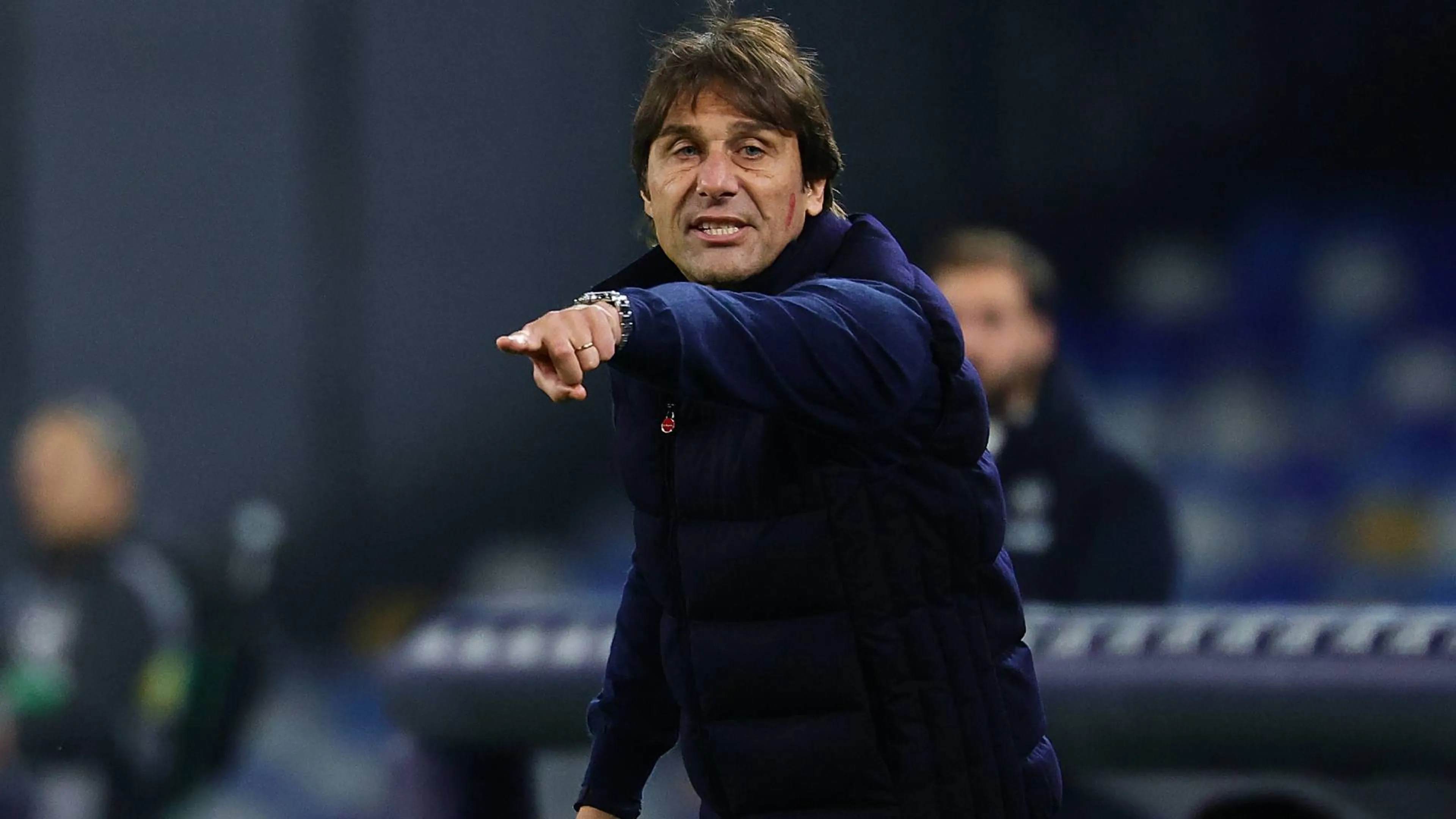 Copertina di Conte incensa le italiane in Europa: "Livello tattico e tecnico molto elevato"