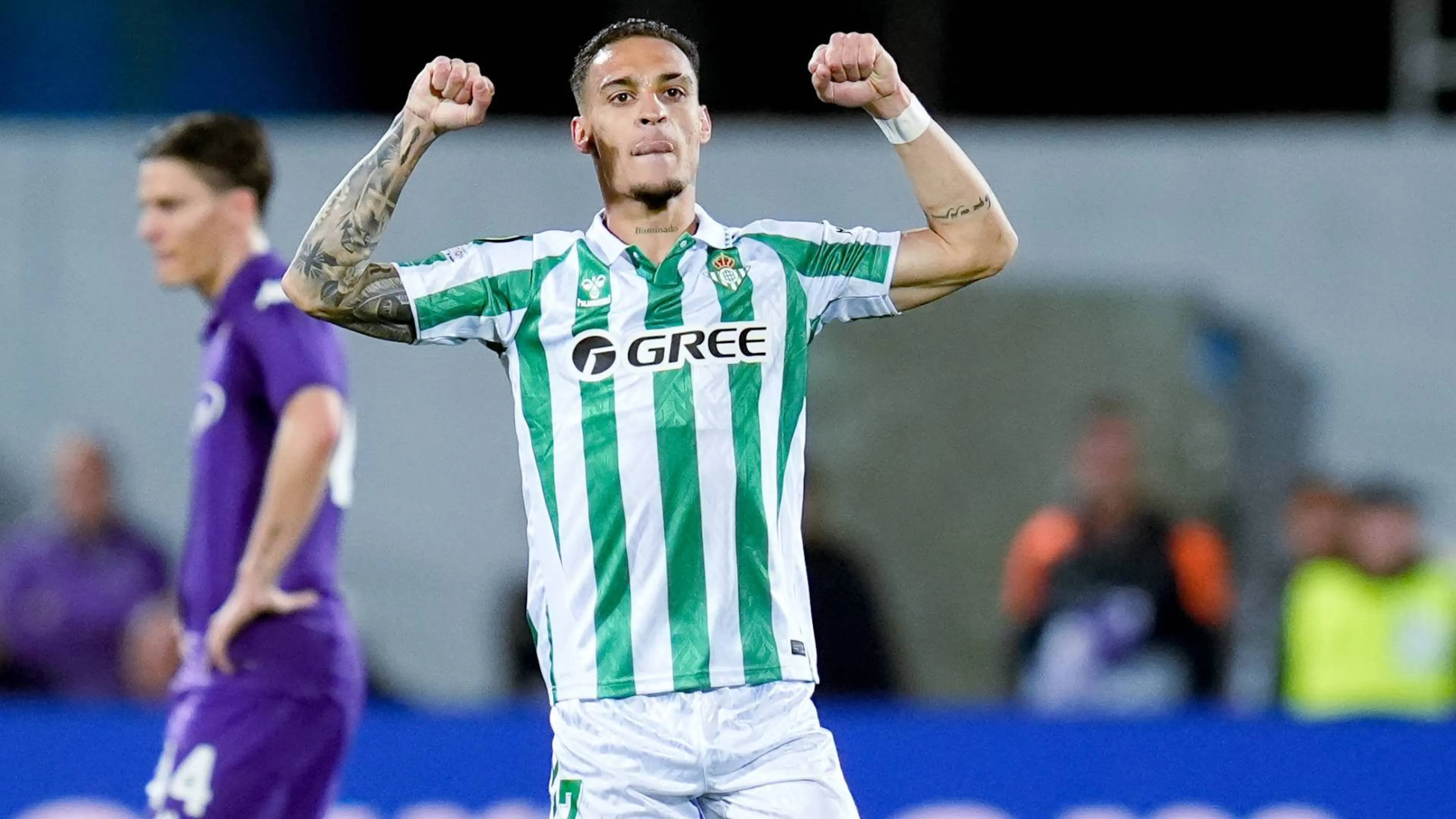 Clamoroso Antony: potrebbe vincere Conference ed Europa League nella stessa stagione