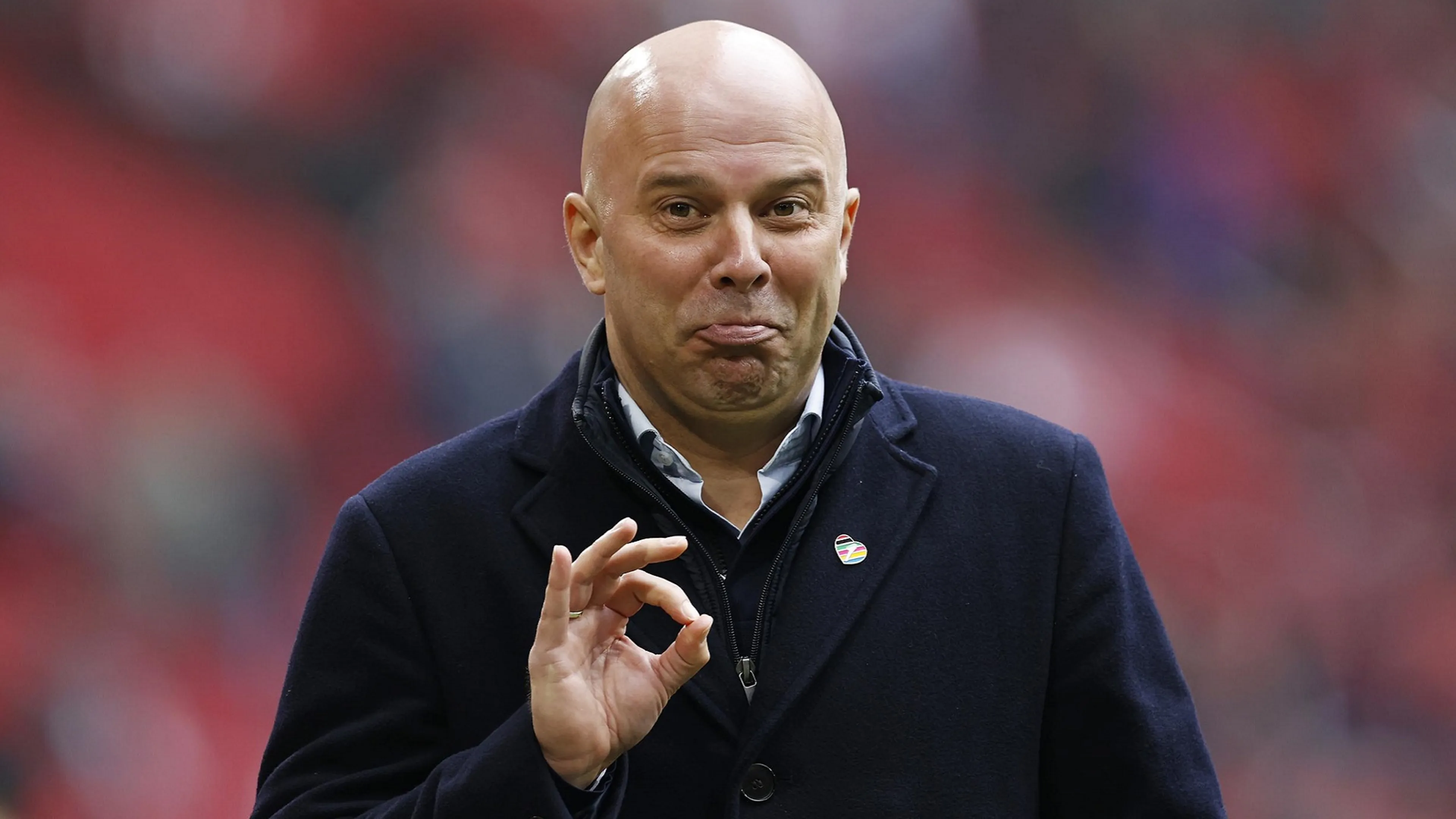 Copertina di Il Feyenoord si fa beffe della Roma su Tik Tok: "Ci vediamo in Champions, ah no" (VIDEO)