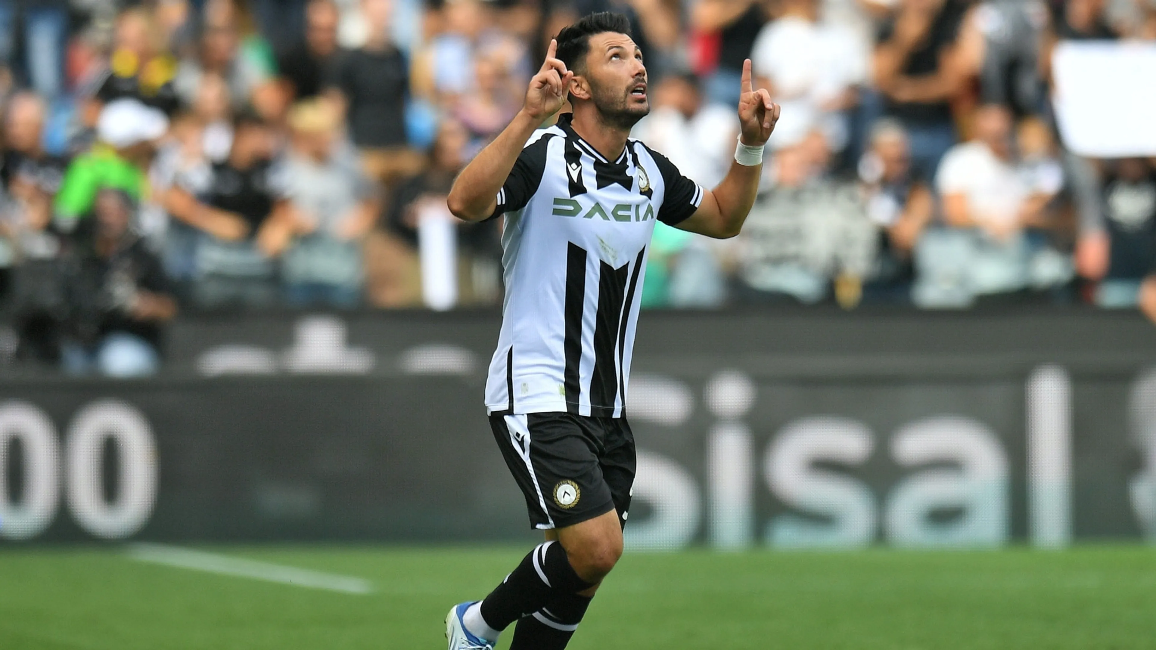 Copertina di Udinese, Arslan segna all’Inter, i ladri gli svaligiano casa
